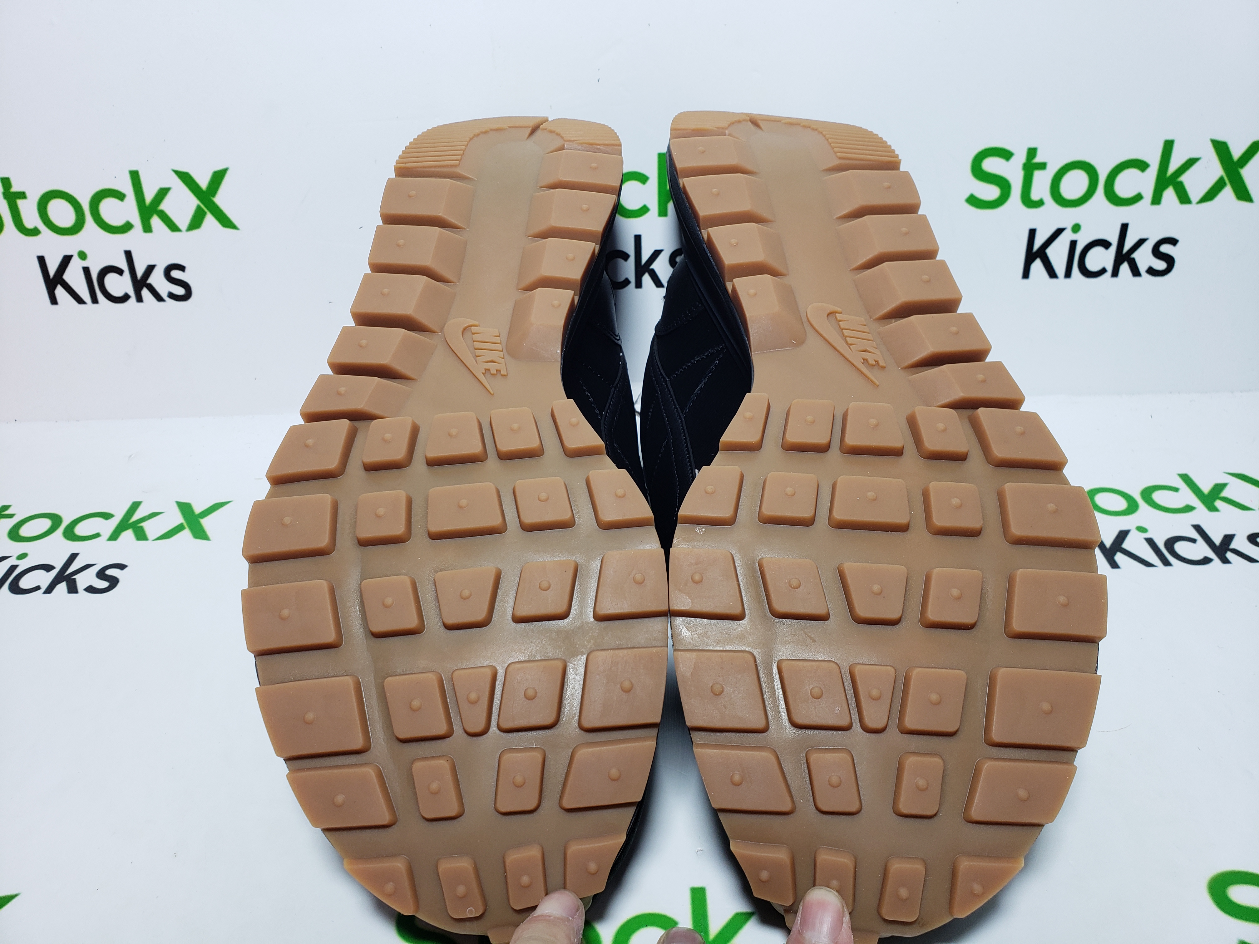 PK God Batch Nike Vaporwaffle sacai Black Gum DD1875-001 review Stockxkicks 04