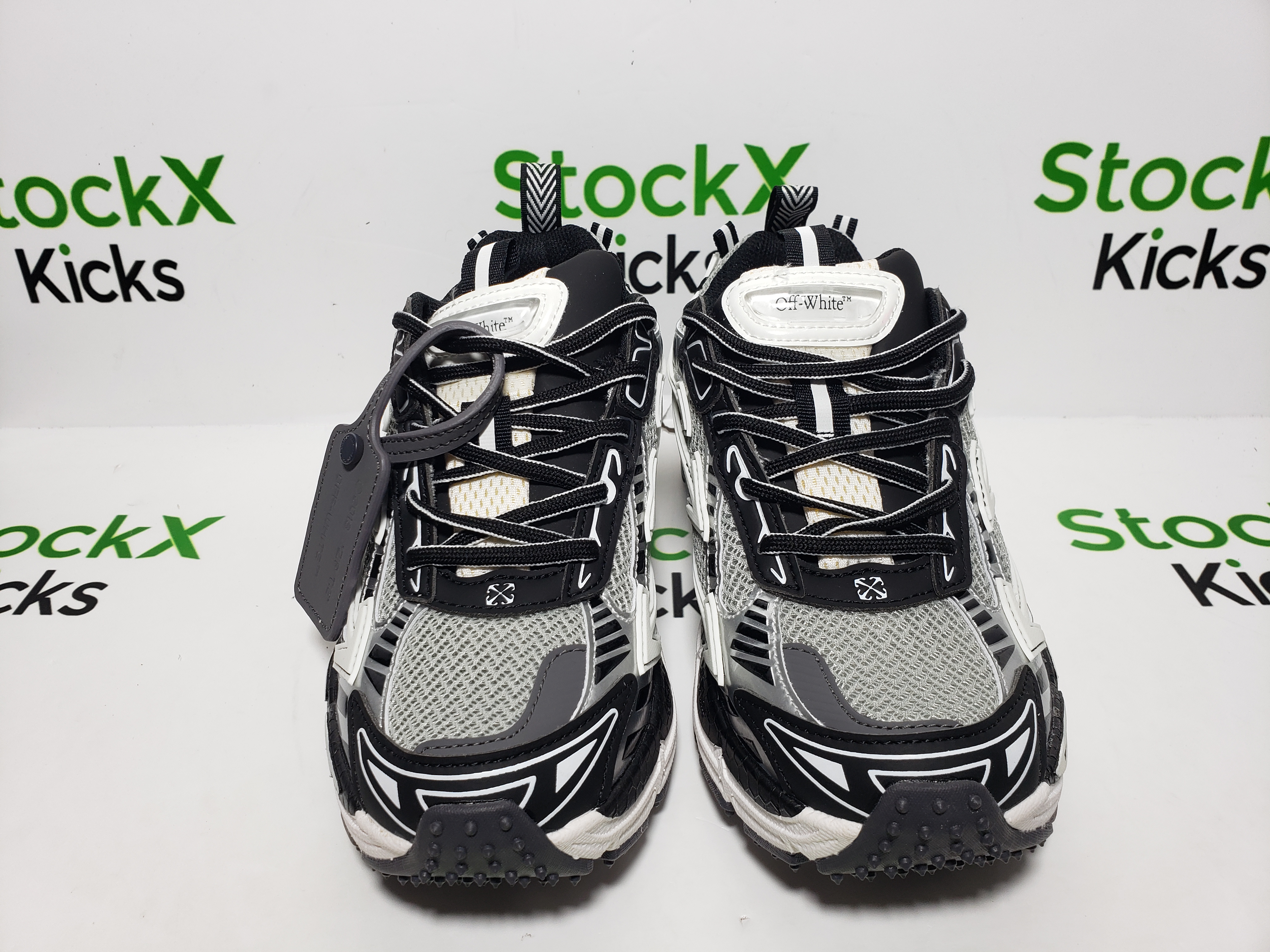 Off White Be Right Back Sneakers Blue Silver white OIIA295F24 FAB00 10001 review Stockxkicks 01