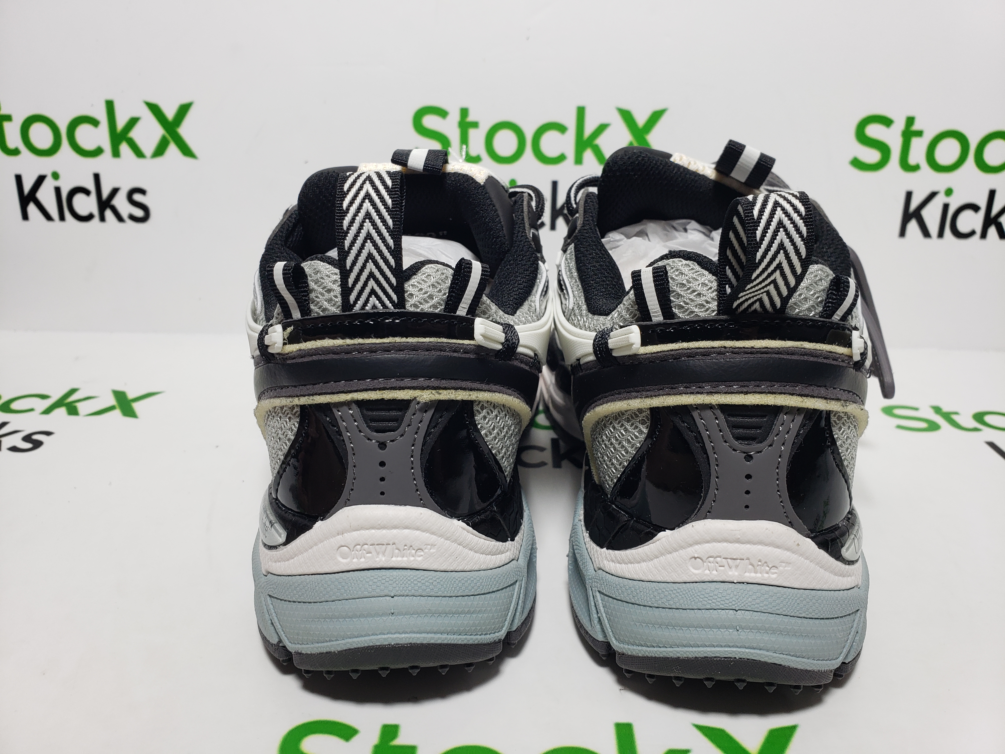 Off White Be Right Back Sneakers Blue Silver white OIIA295F24 FAB00 10001 review Stockxkicks 02