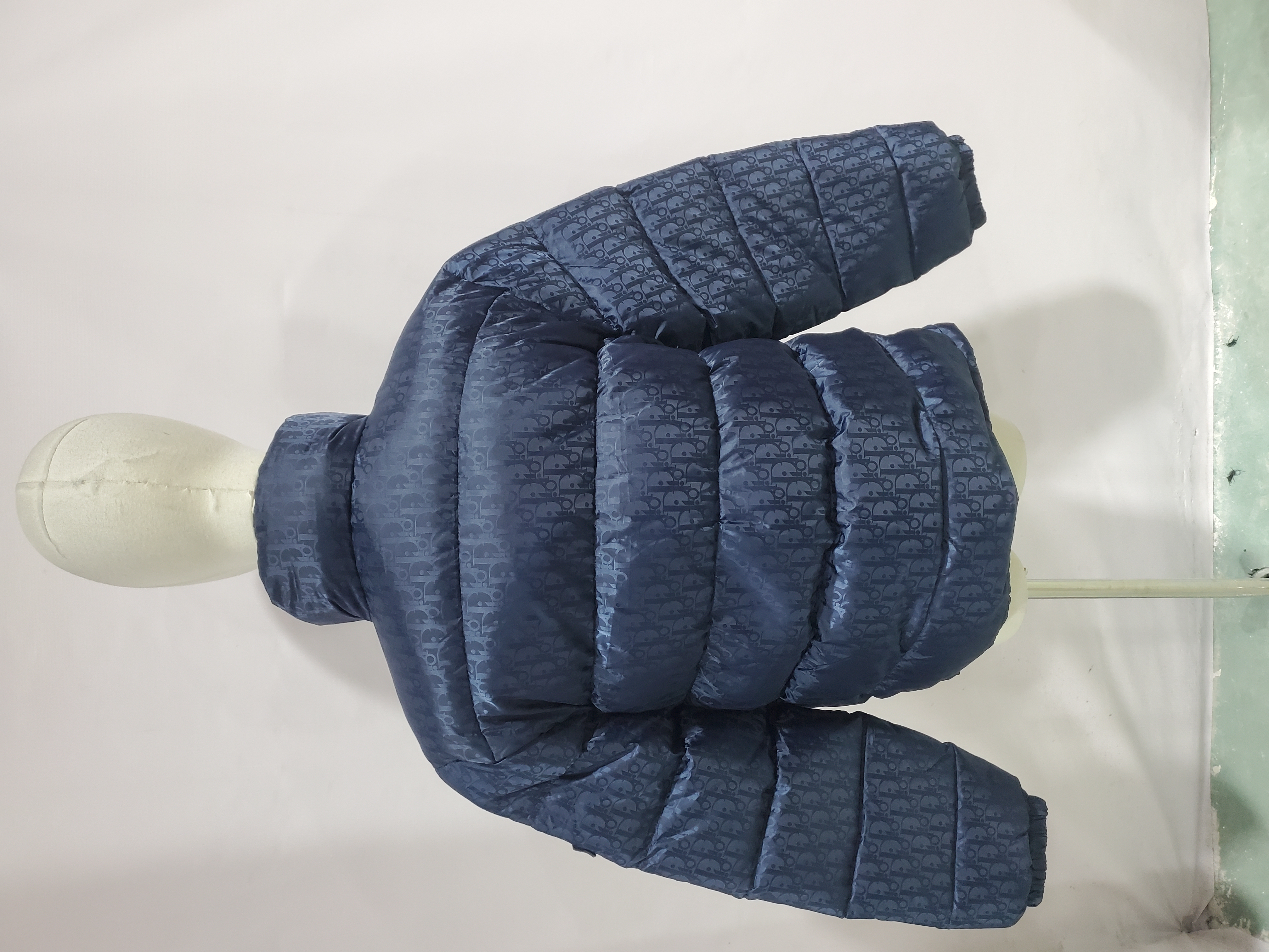 Dior Oblique Down Jacket Navy Blue Technical Jacquard review Stockxkicks 02