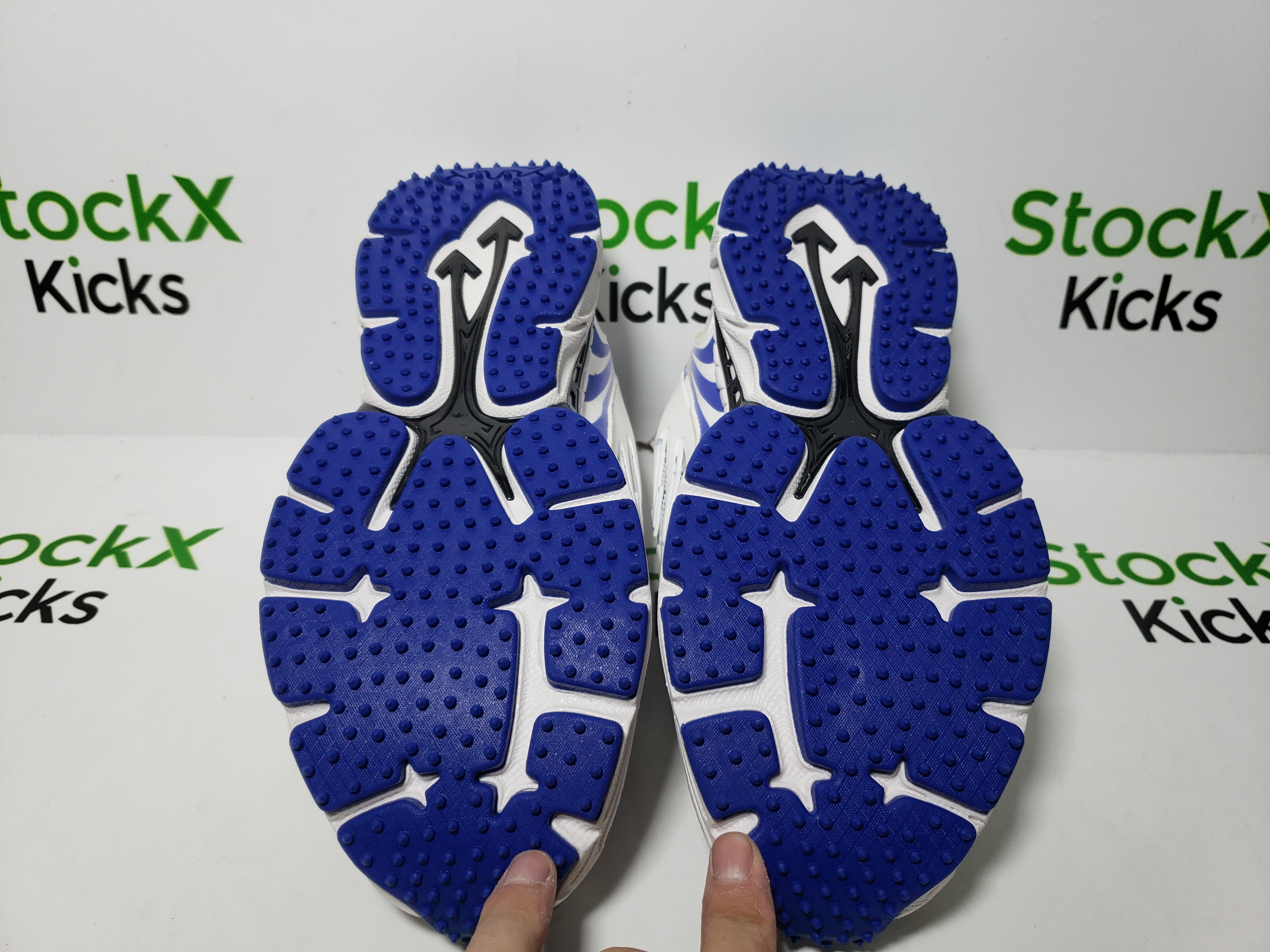 Off White Be Right Back Sneakers White Blue OMIA295S25 FAB00 47247 review Stockxkicks 04