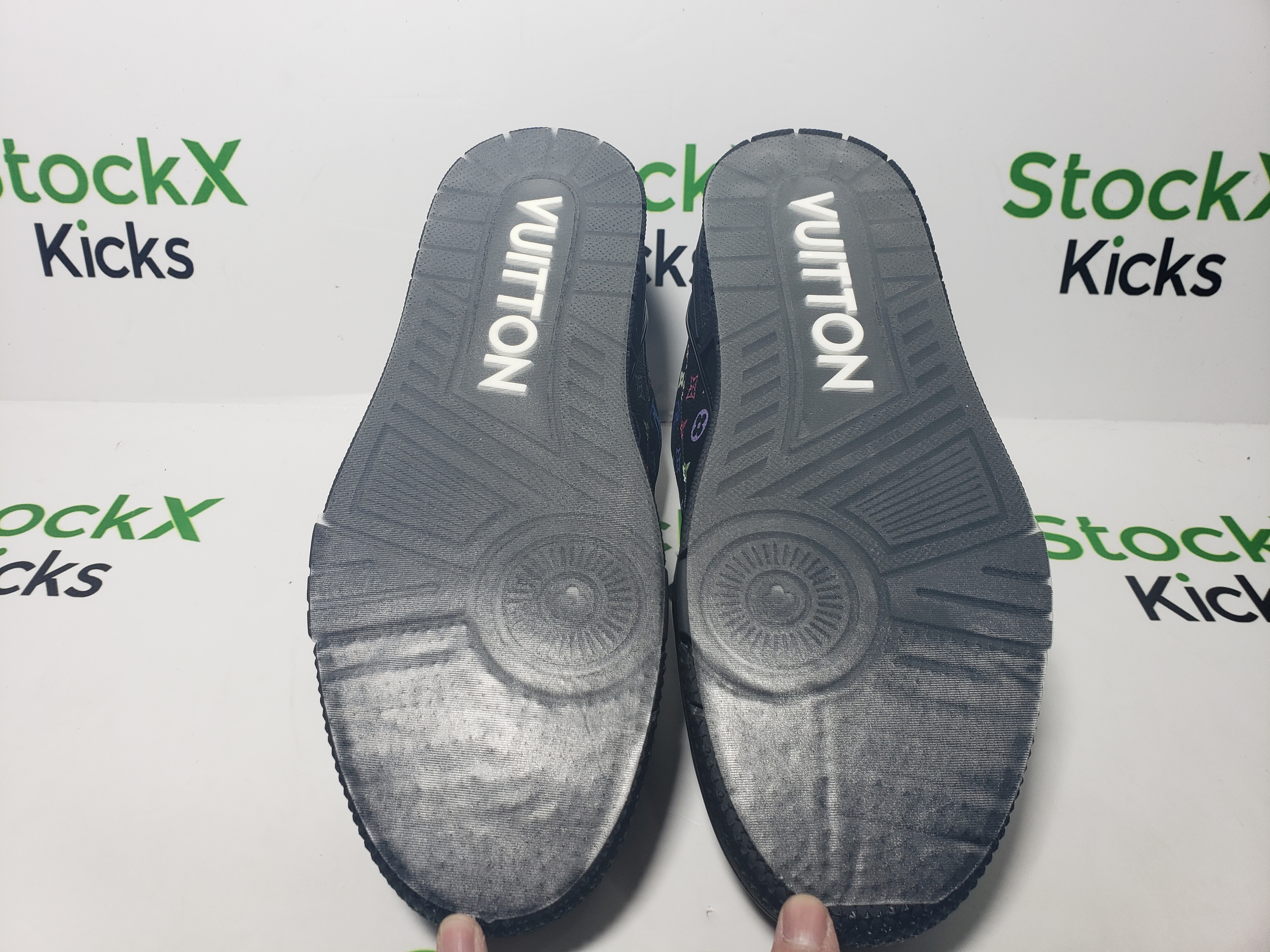 Louis Vuitton Murakami Takashi Black 1AHEL2 review stockxkicks 04