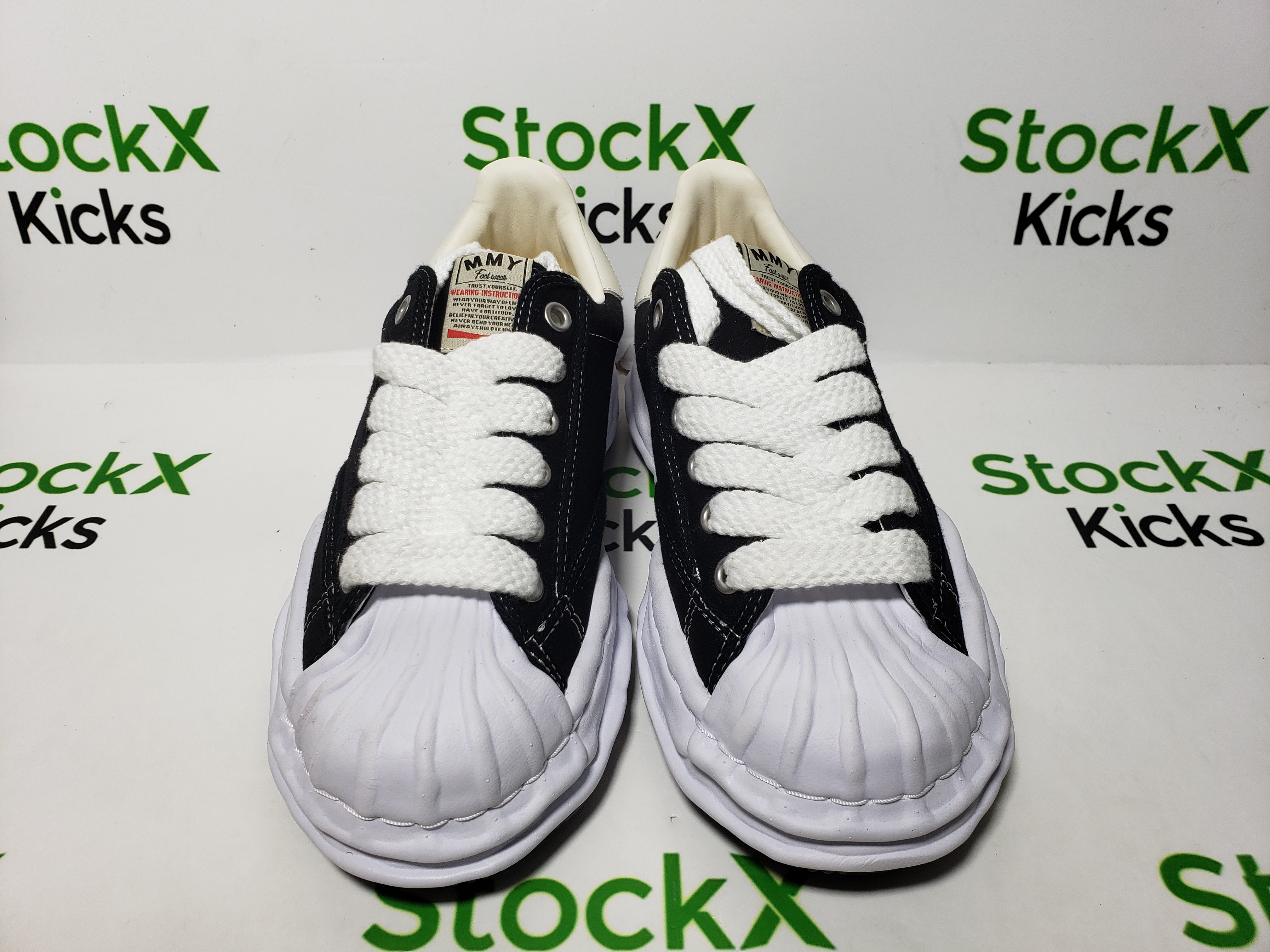 Maison MIHARA YASUHIRO Black And White NO.703 review Stockxkicks 01