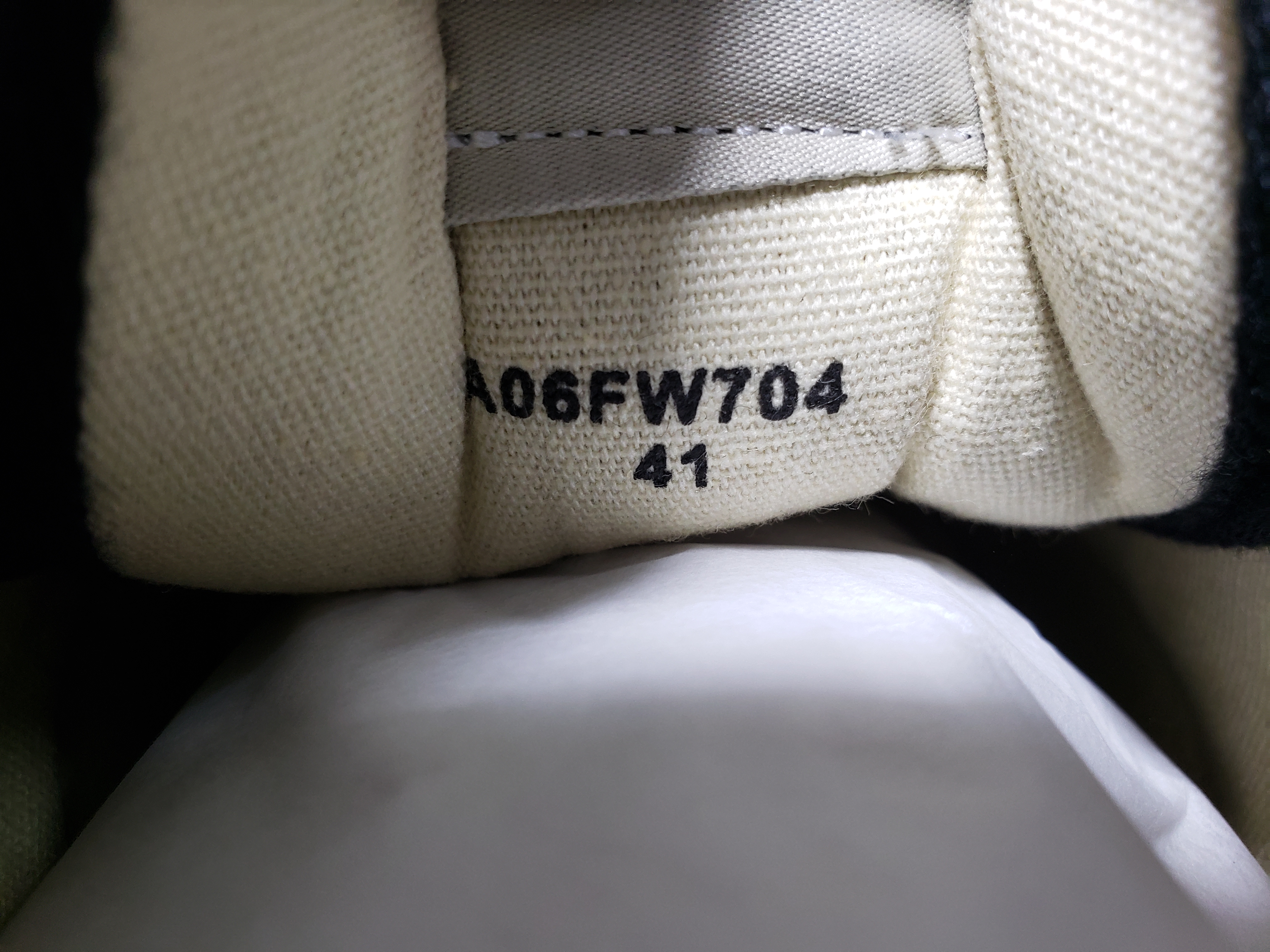 Maison MIHARA YASUHIRO Black And White NO.703 review Stockxkicks 03