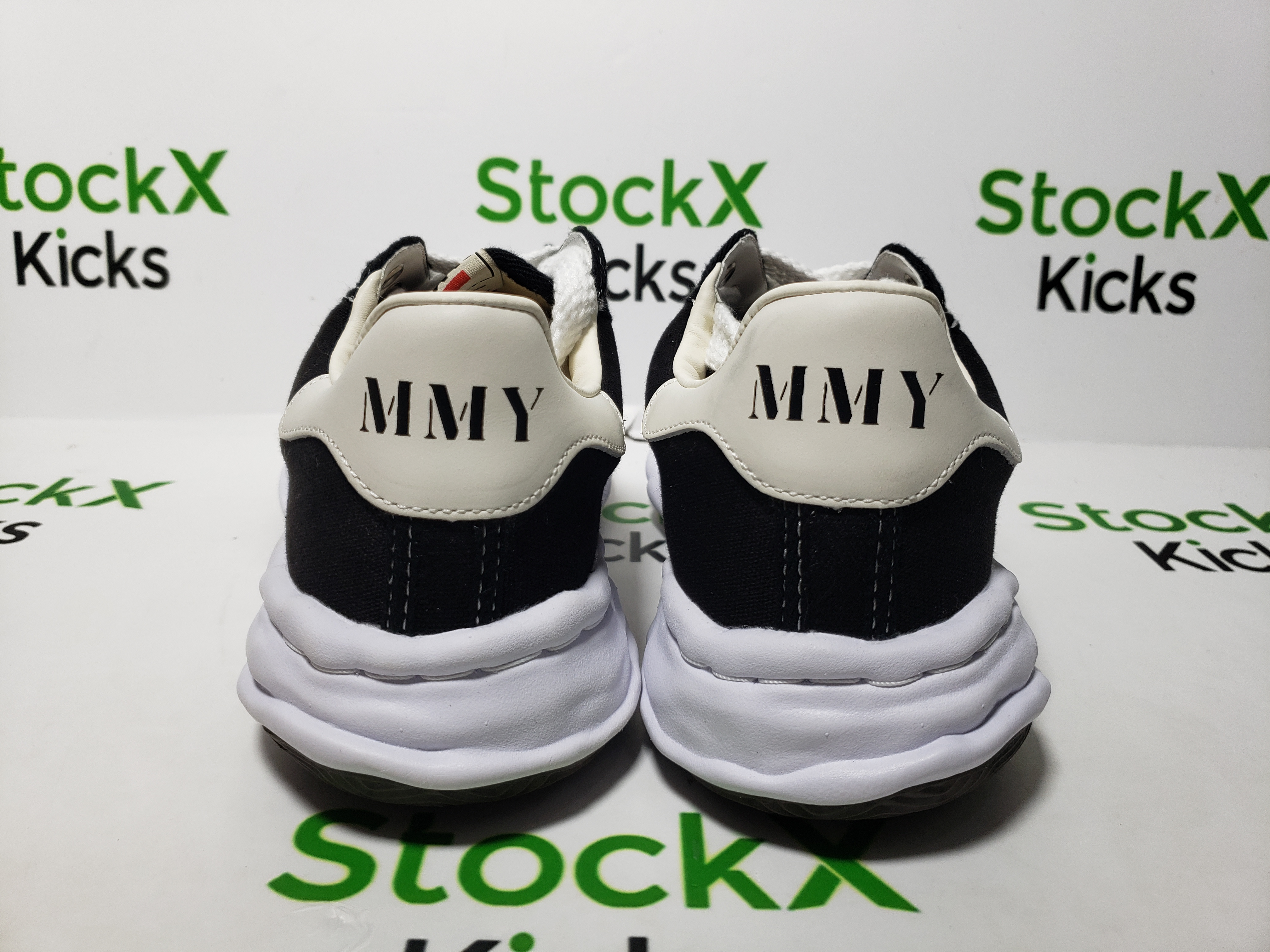 Maison MIHARA YASUHIRO Black And White NO.703 review Stockxkicks 02