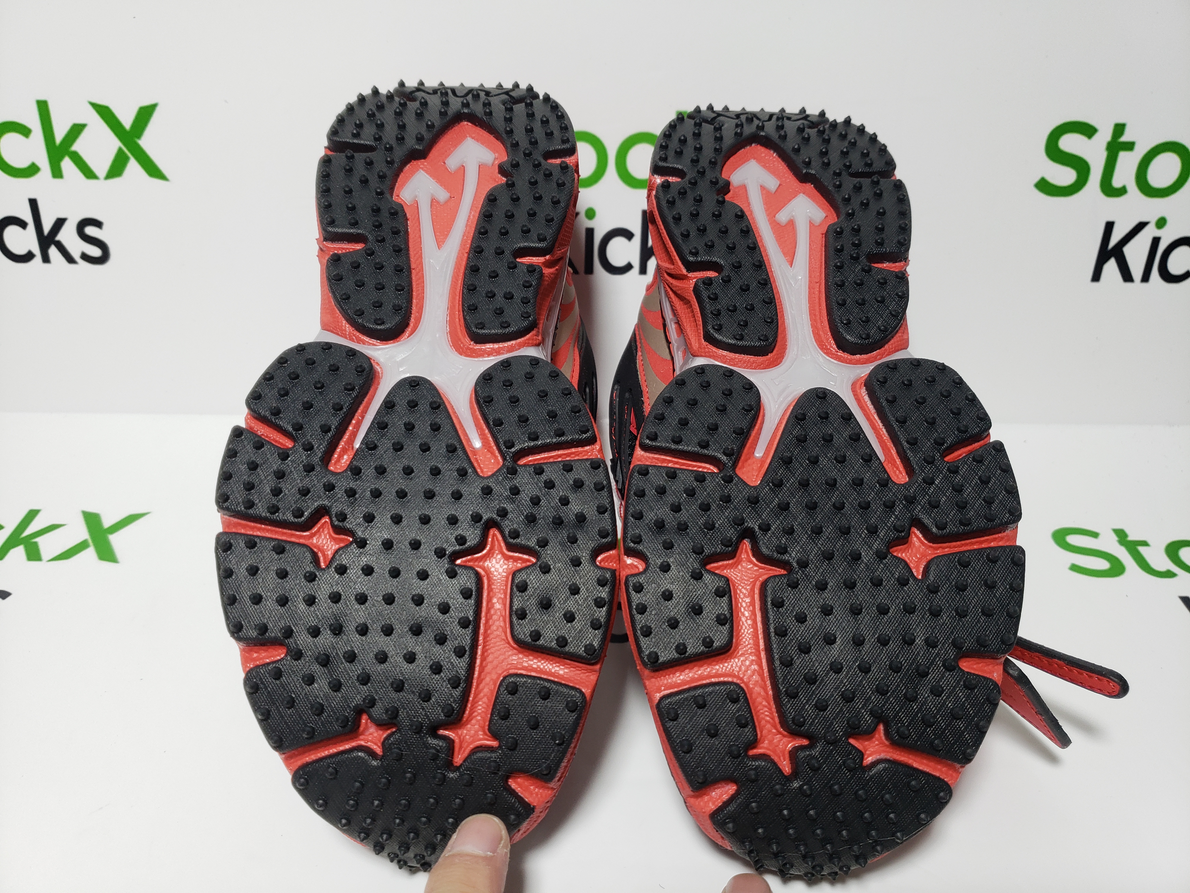 Off White Be Right Back Sneakers Black Red OMIA295V24 FAB00 11025 review Stockxkicks 04