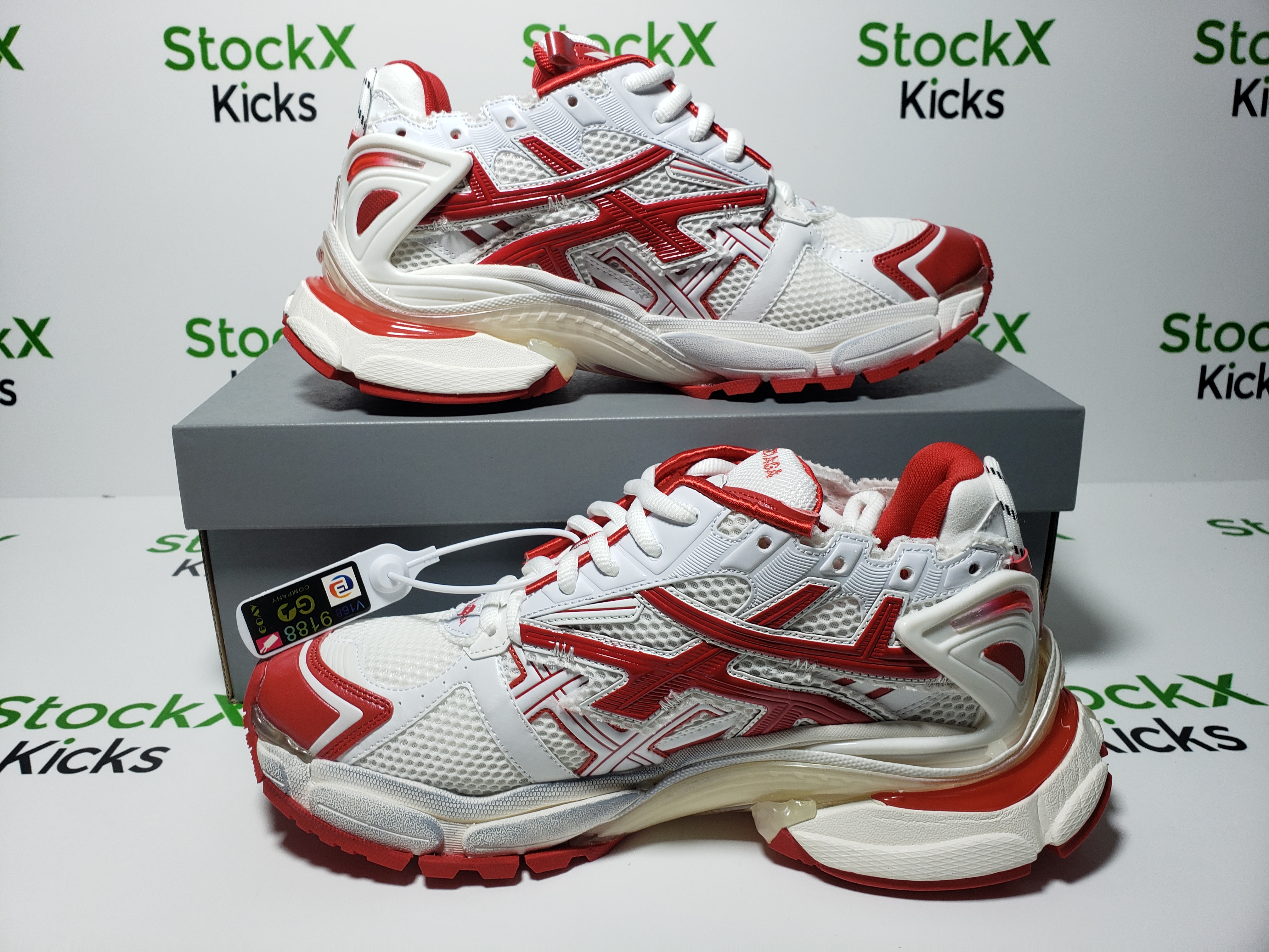 Balenciaga Runner Blue White Red 677402 W3RB2 9060 review Stockxkicks 06