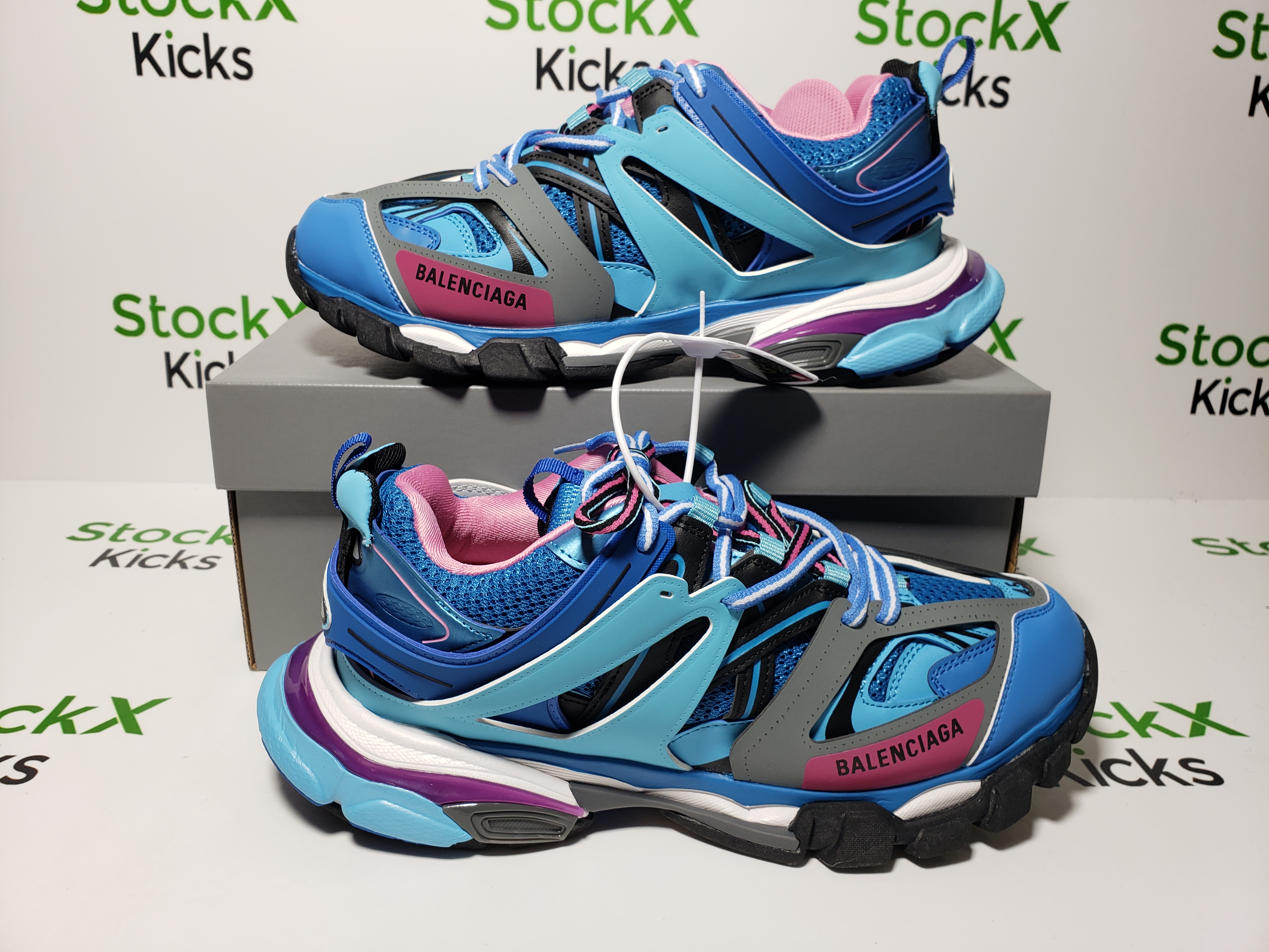 Balenciaga Track Trainer Light Blue Pink 542023 W1GB5 4162 review Stockxkicks 05