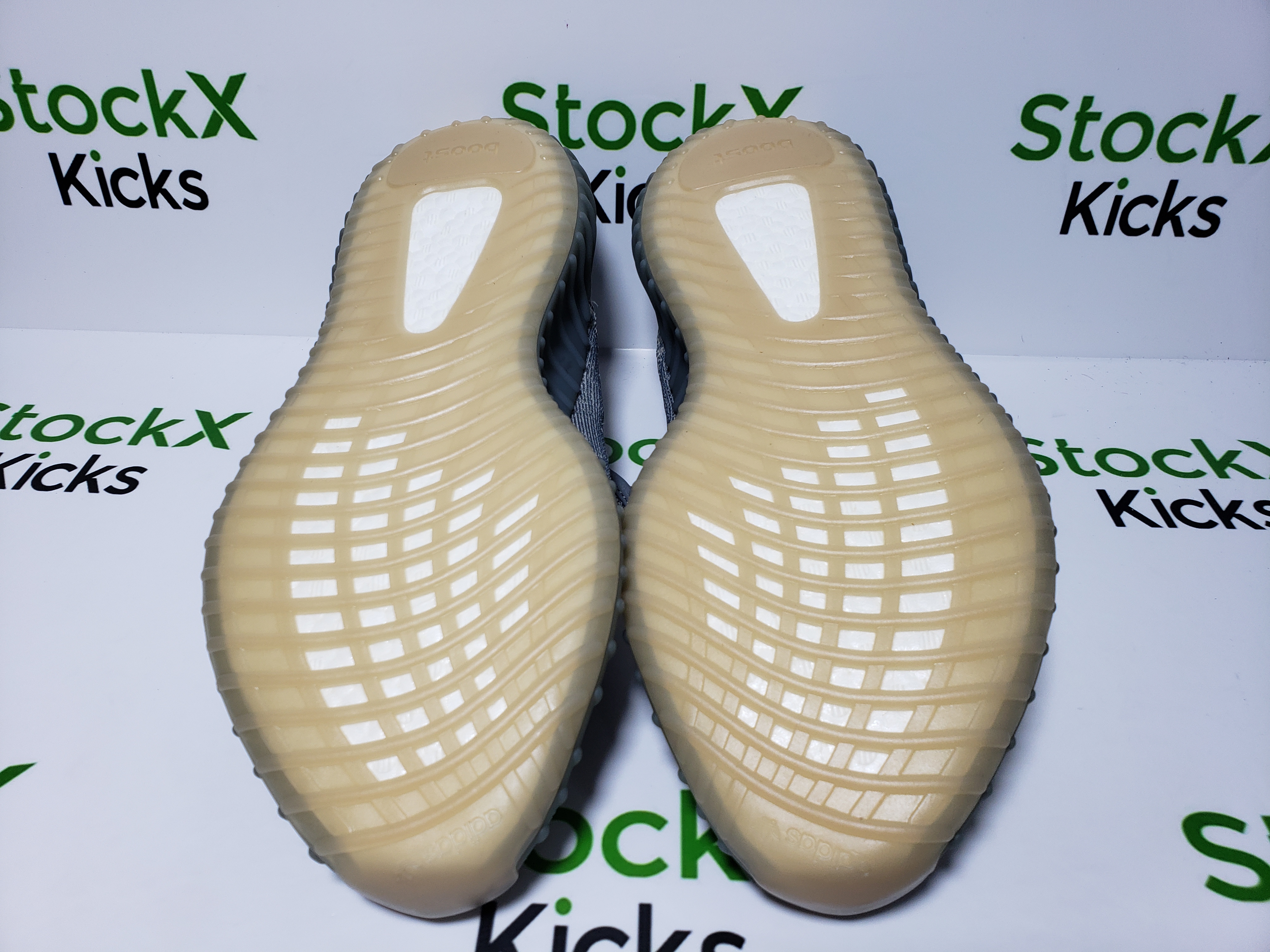 PK God Batch adidas Yeezy Boost 350 V2 Israfil FZ5421 review Stockxkicks 04