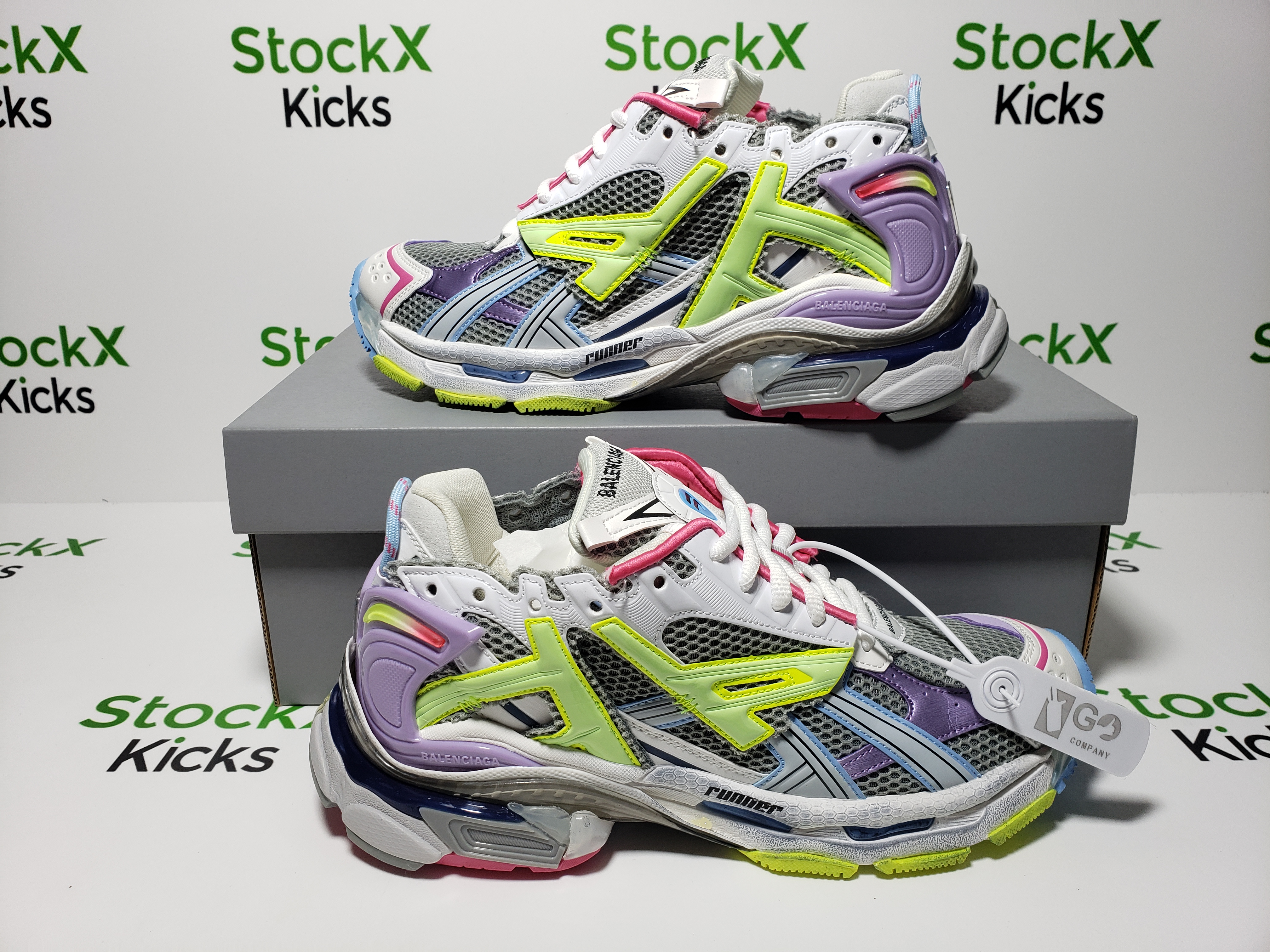 Balenciaga Runner Leather Free Grey Light Purple Neon Yellow White 677402 W3RH5 0308 review Stockxkicks 05