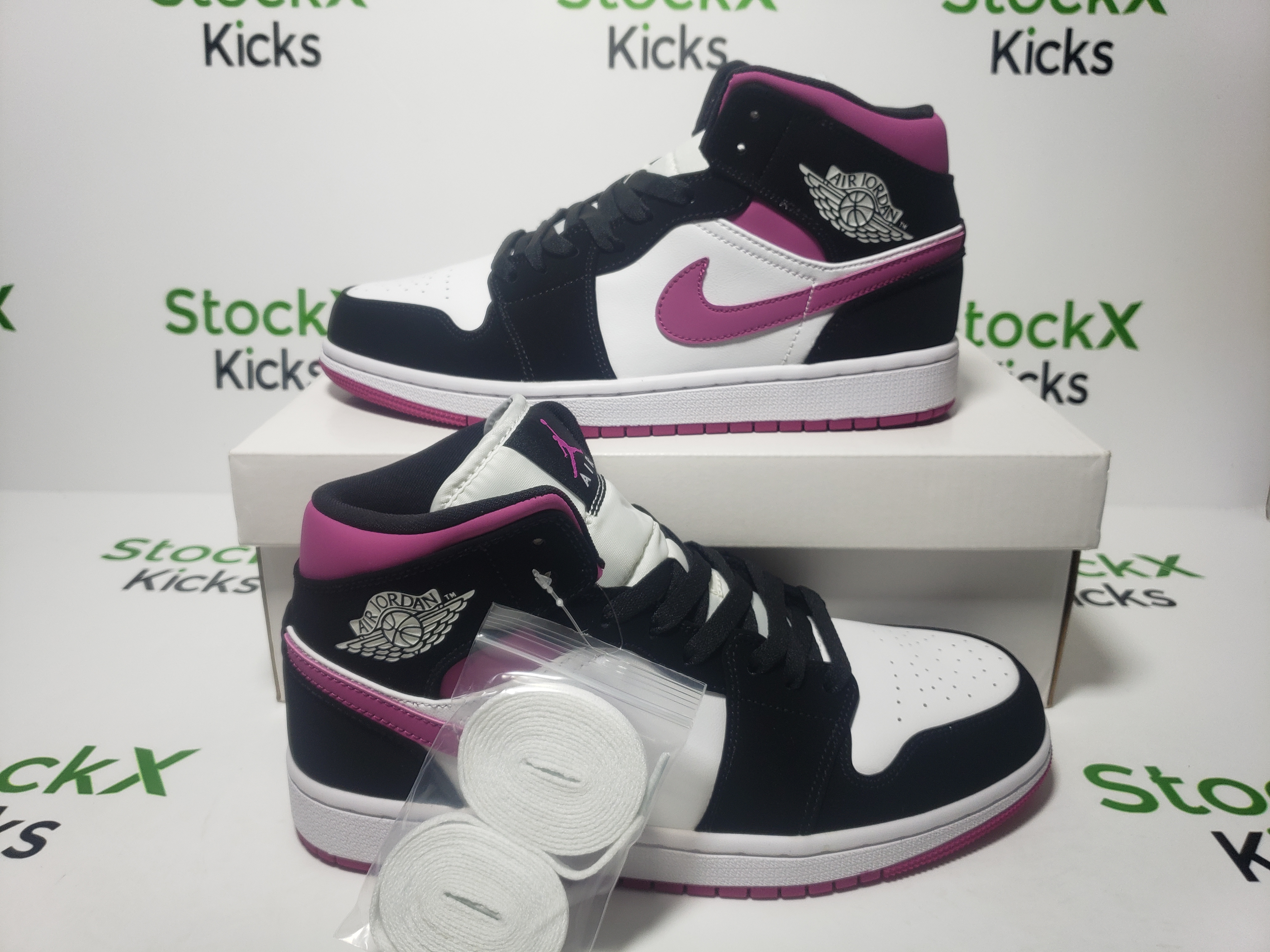 LJR Batch Air Jordan 1 Mid Magenta (W) BQ6472-005 review Stockxkicks 05