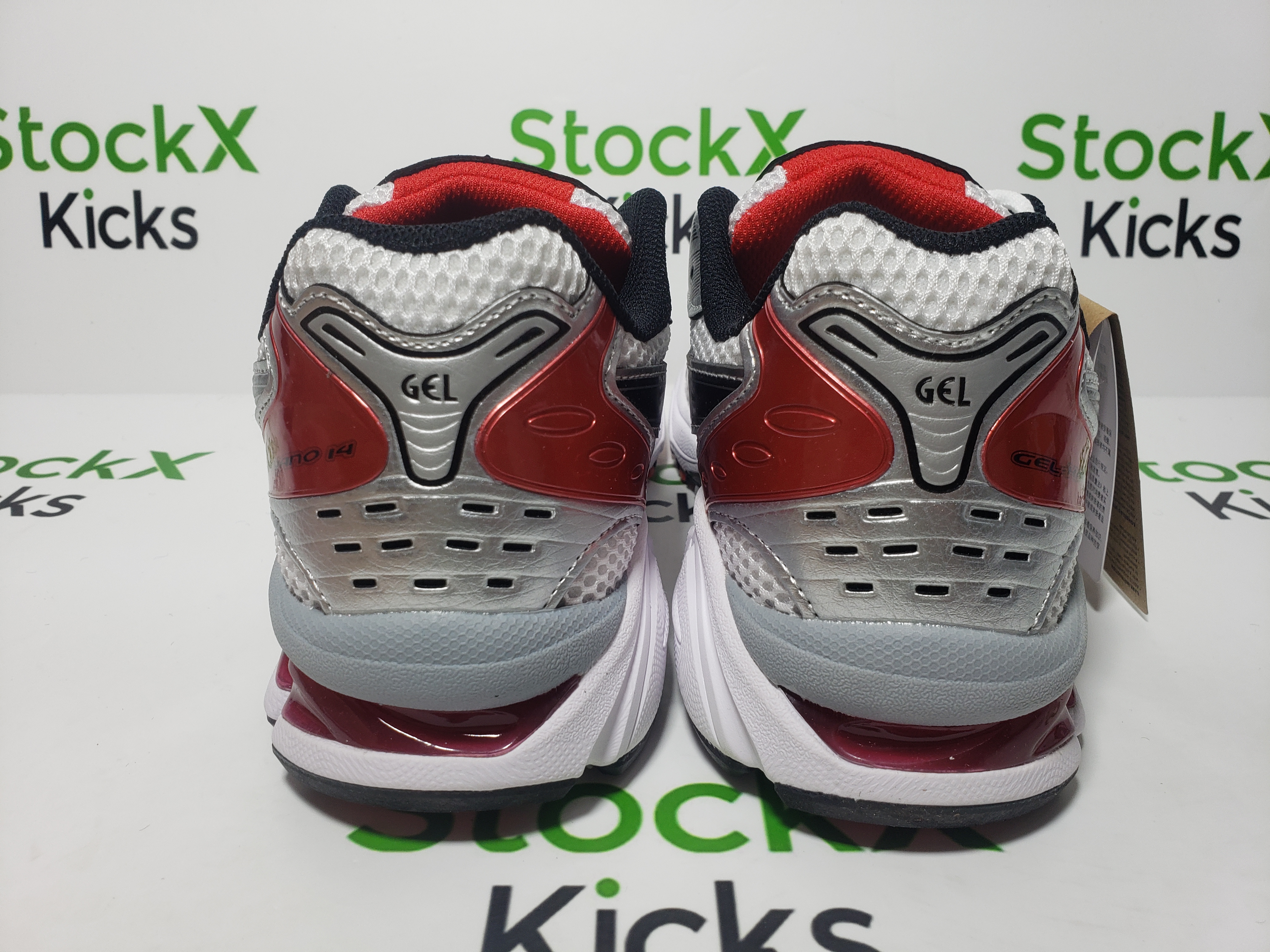 ASICS Gel-Kayano 14 White Classic Red 1201A019-103 review Stockxkicks 02