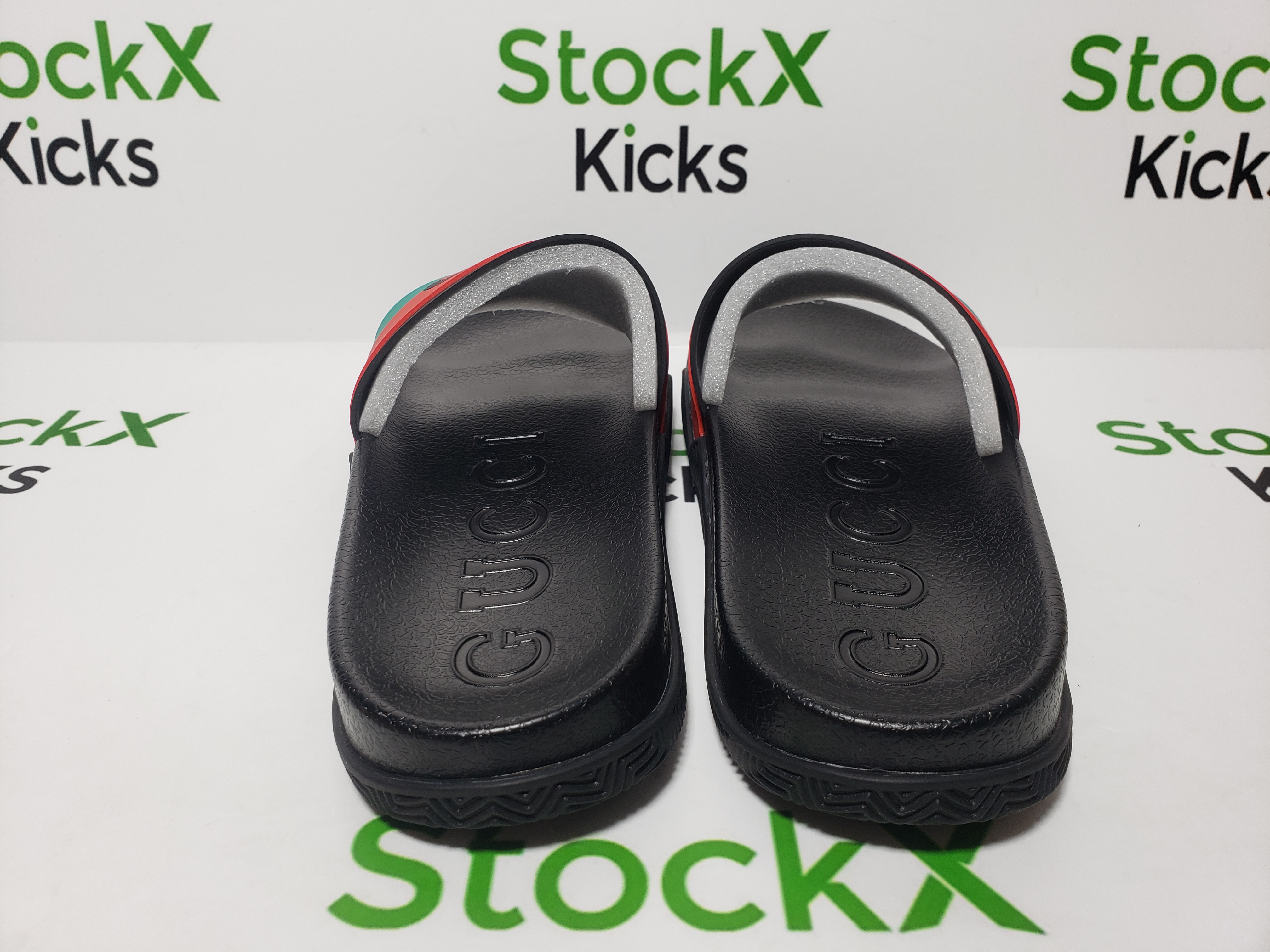 Gucci Slide Interlocking G Black 655265 JFA00 8815 review Stockxkicks 02