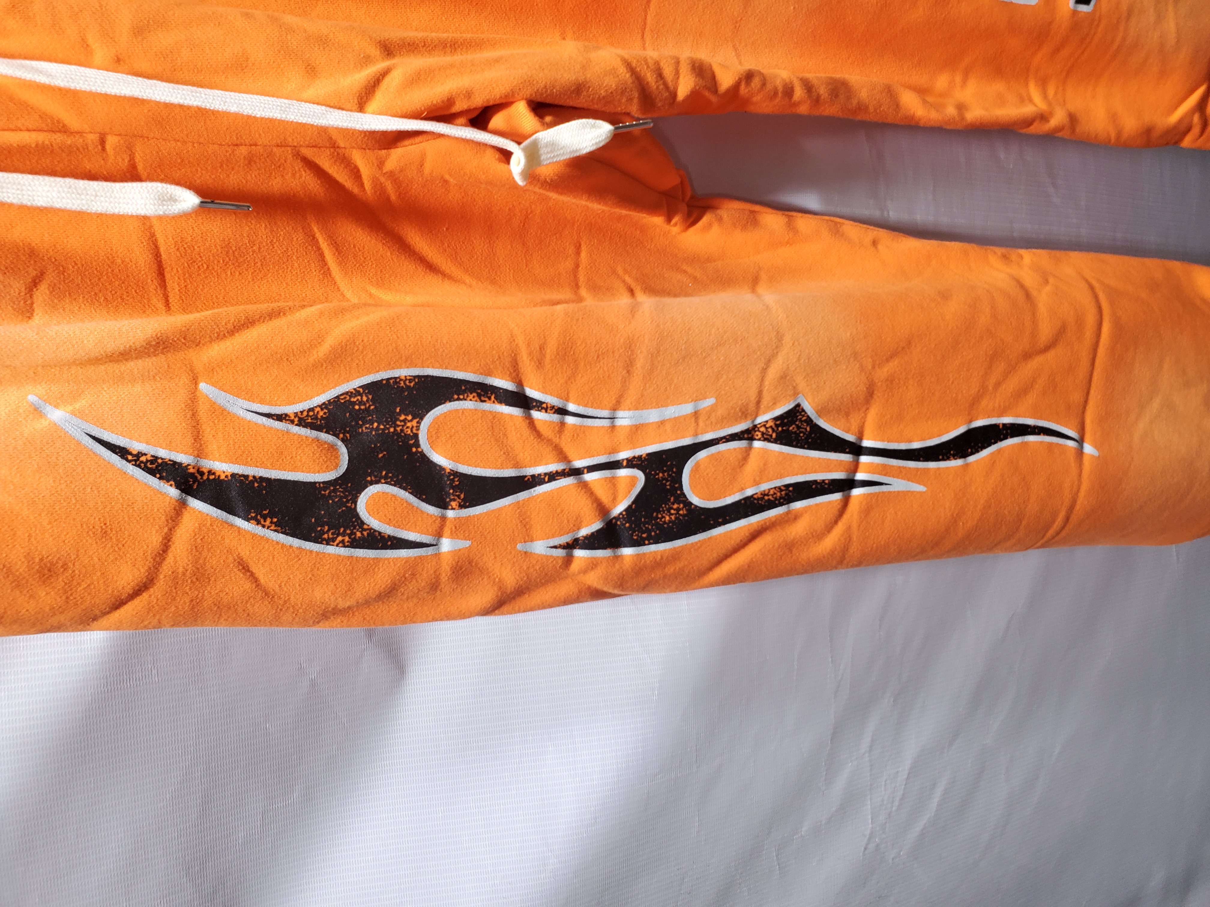 Hellstar Studios Orange Sweatpants review Stockxkicks 02