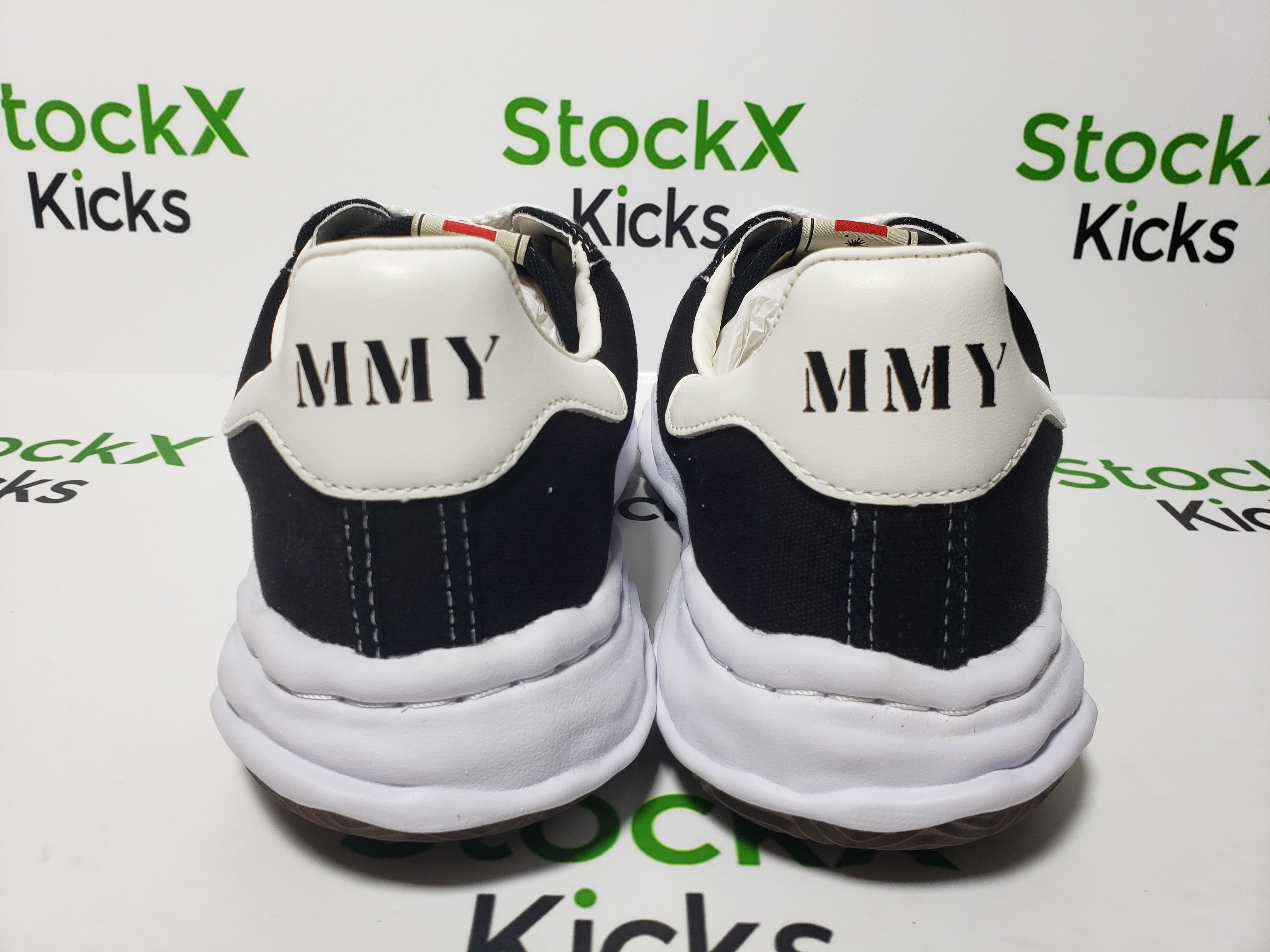 Maison MIHARA YASUHIRO Black And White NO.703 review Stockxkicks 02