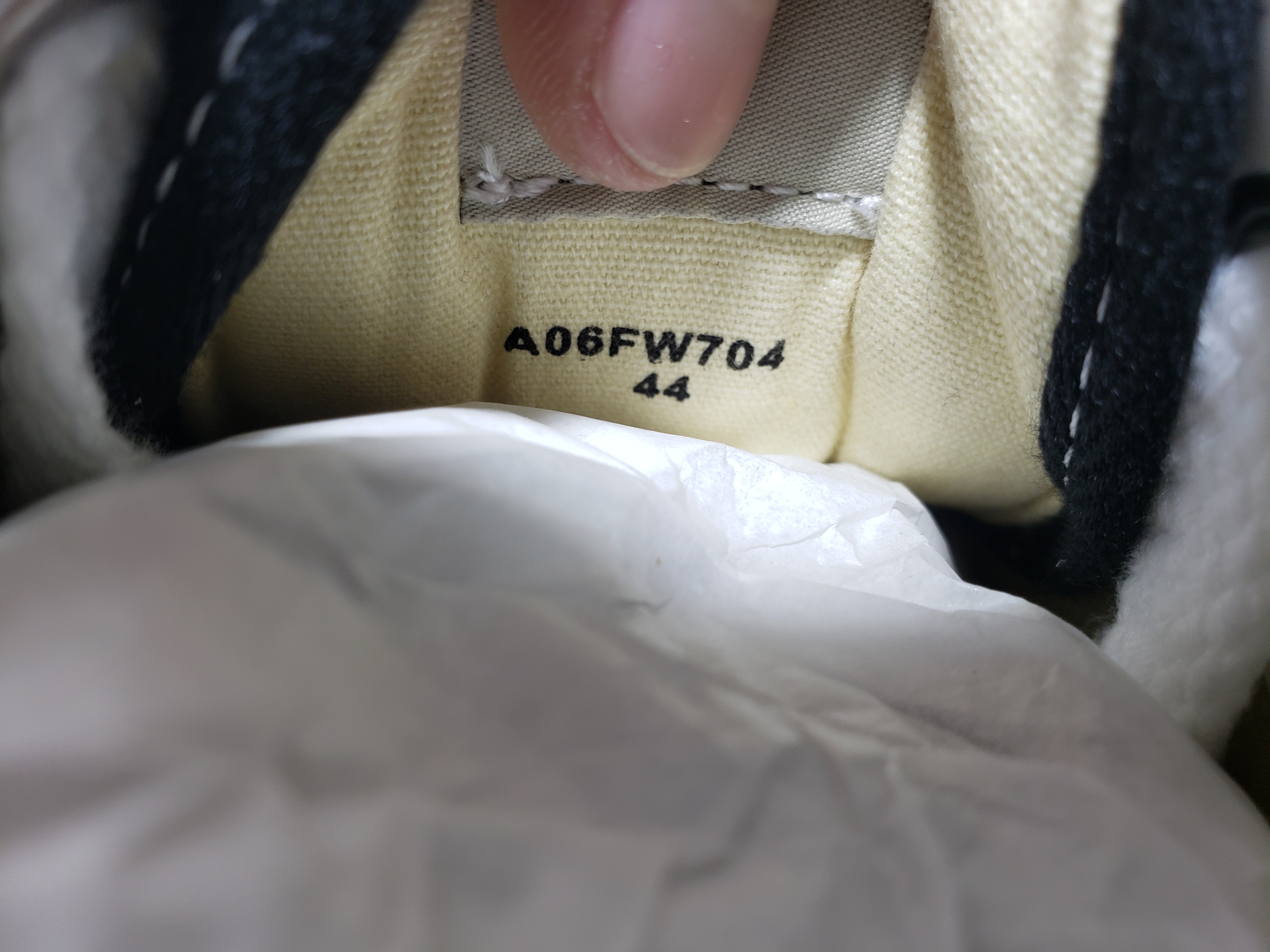 Maison MIHARA YASUHIRO Black And White NO.703 review Stockxkicks 03