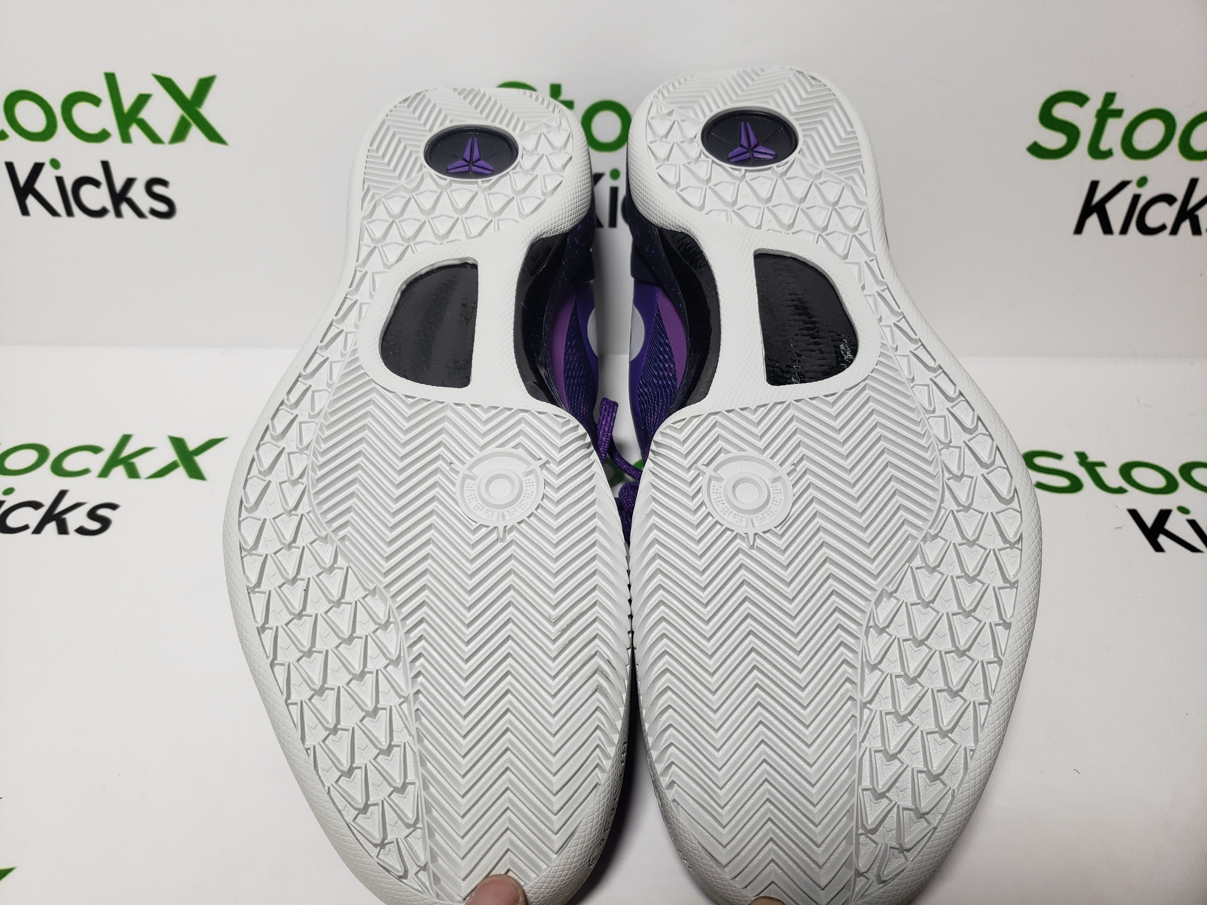 PK God Batch Nike Kobe 8 Playoffs Purple Platinum 555035-500 review Stockxkicks 04