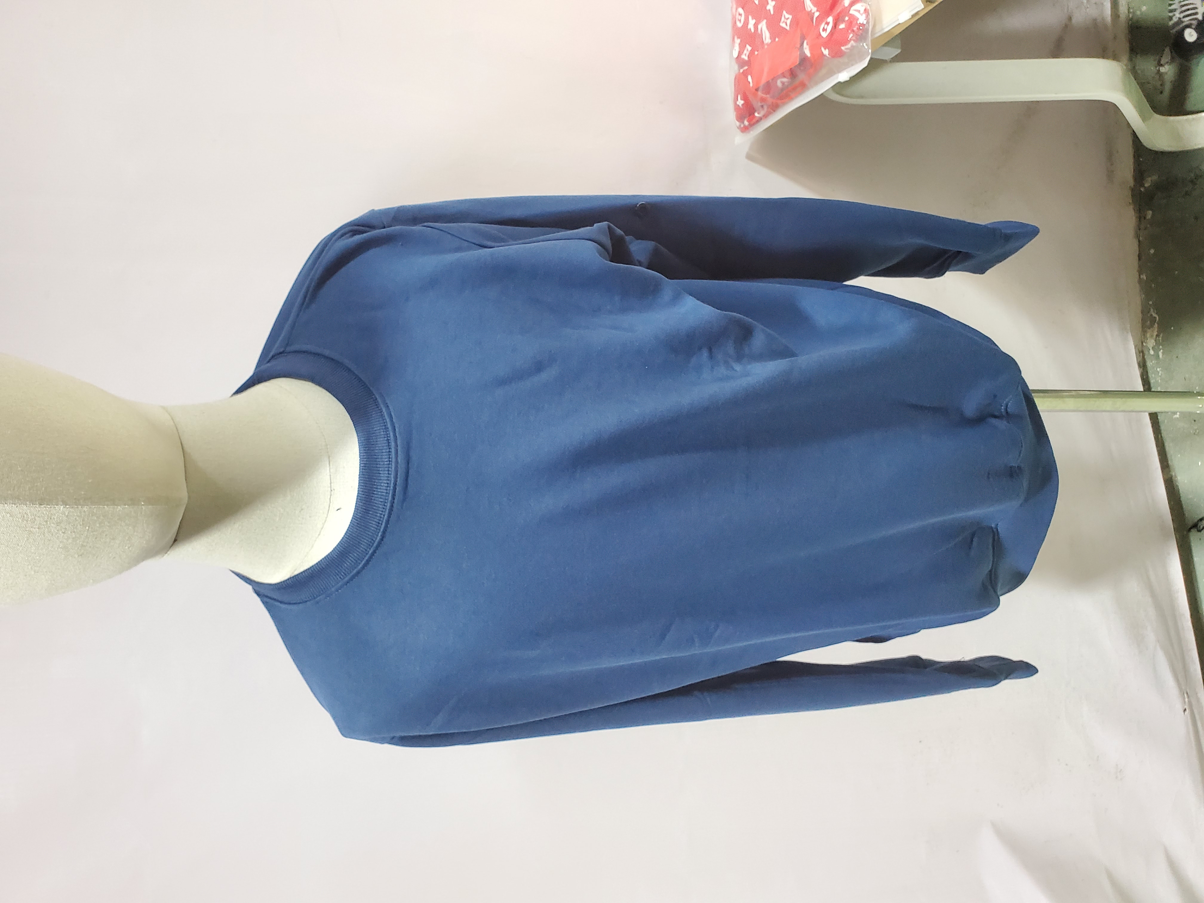 Stone Island Sweatshirt  White/Grey/Khaki/Musk green/Dark green/Olive green/Navy Blue/Black YZ 9018 review Stockxkicks 02