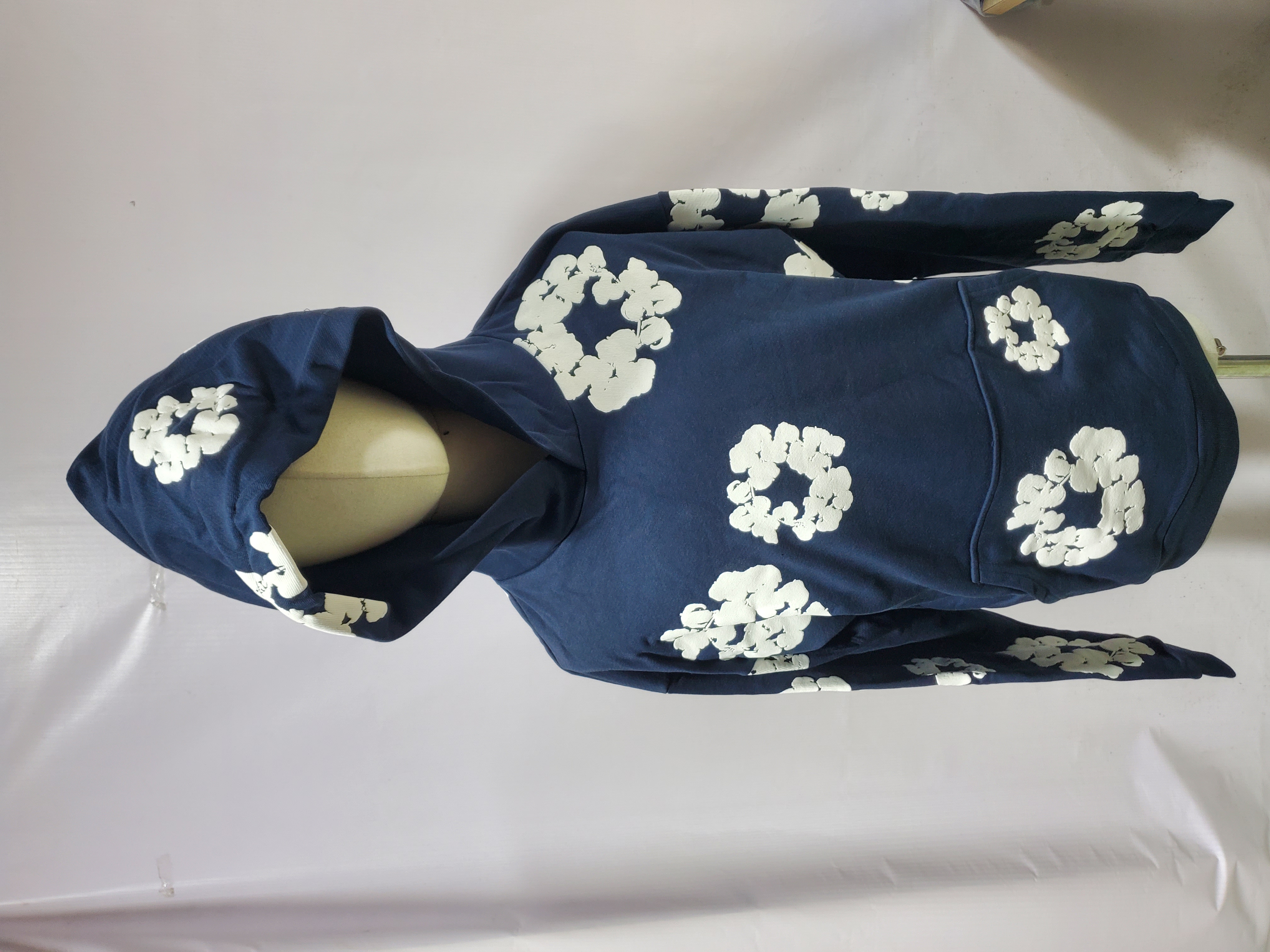 Denim Tears The Cotton Wreath Sweatshirt Navy Hoodie review Stockxkicks 03