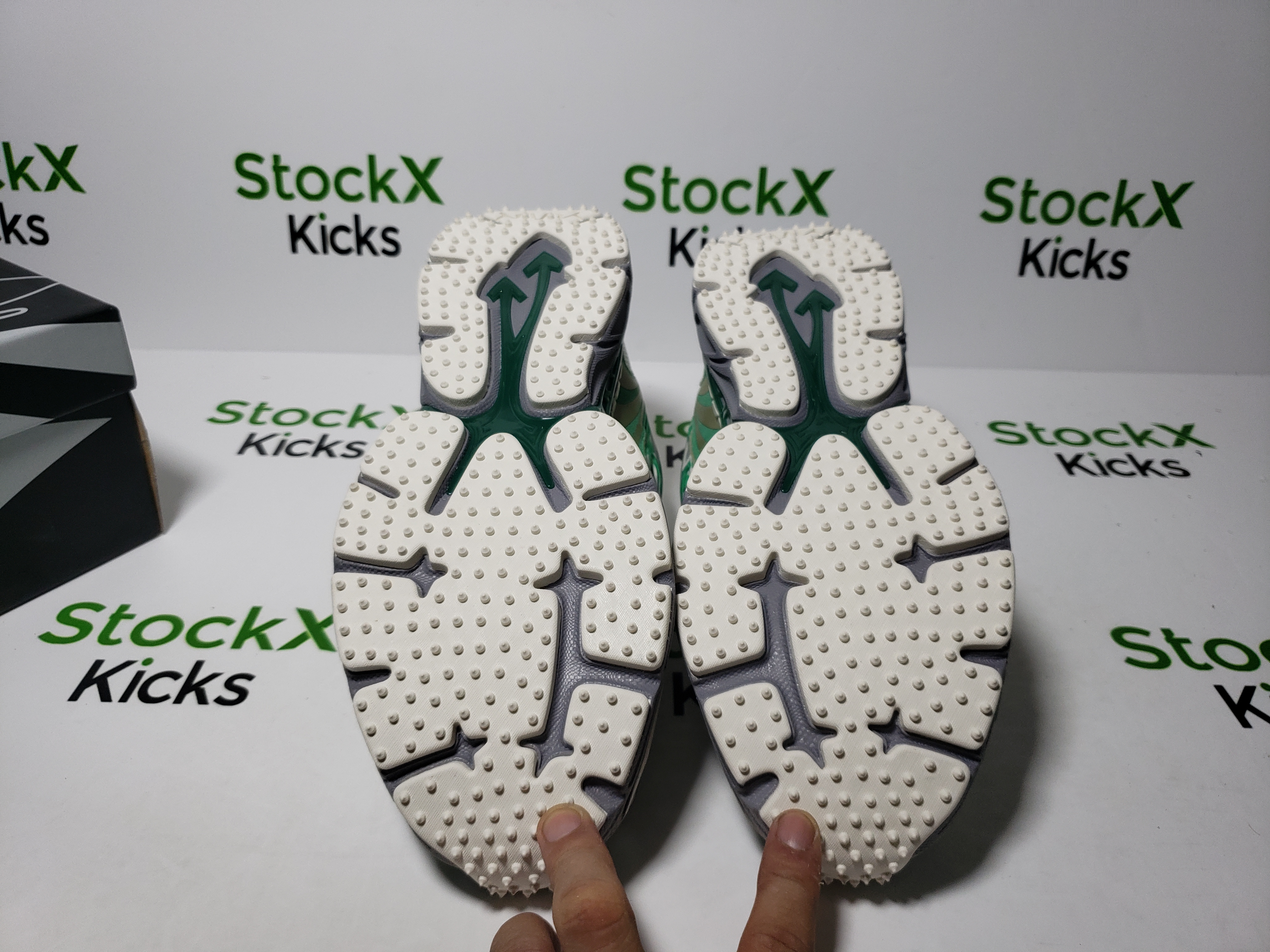 Off White Be Right Back Sneakers Turquoise Stone OMIA295S25 FAB00 47243 review Stockxkicks 05