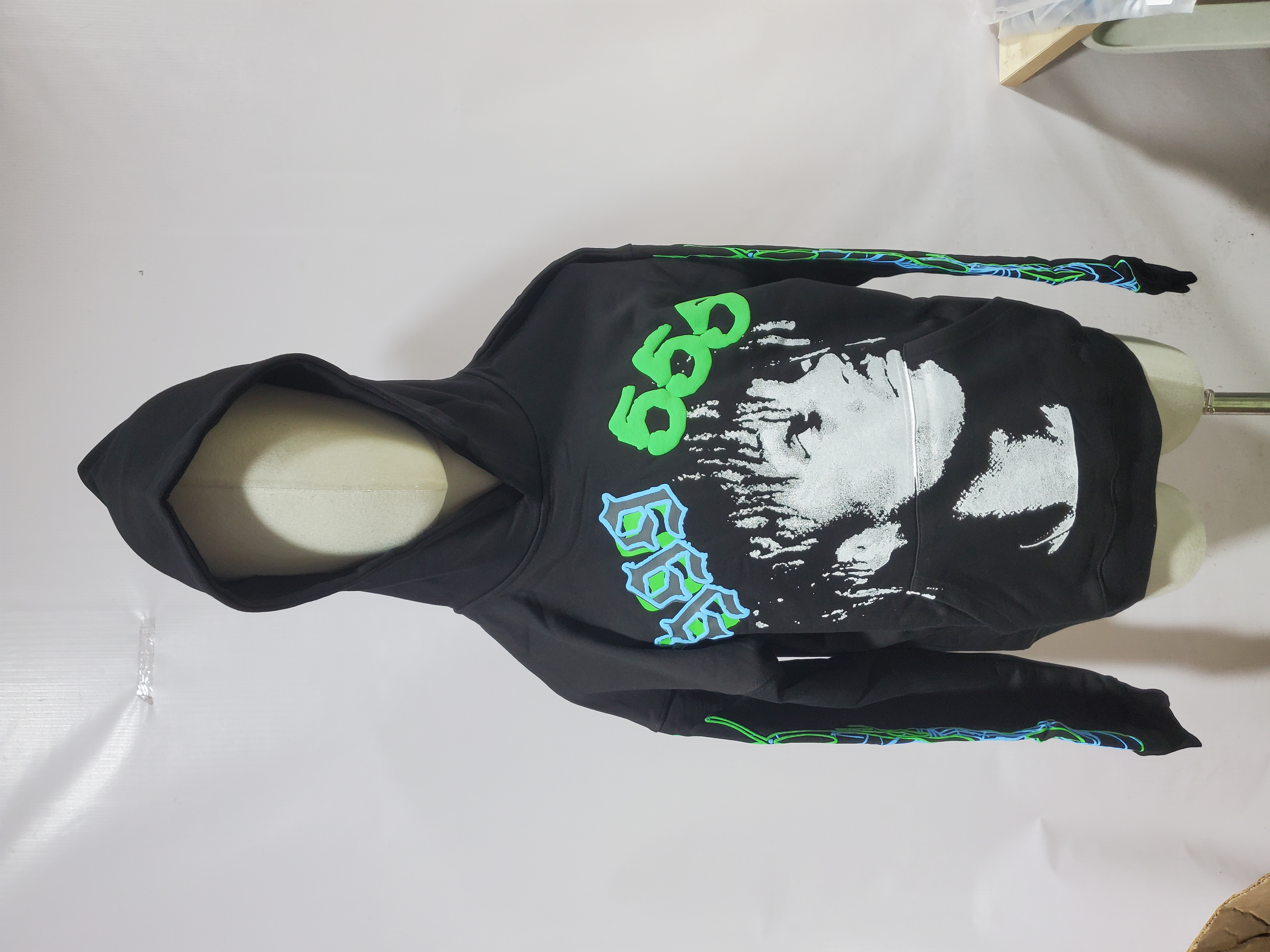 Sp5der X Juice Wrld 999 Hoodie Black review Stockxkicks 01