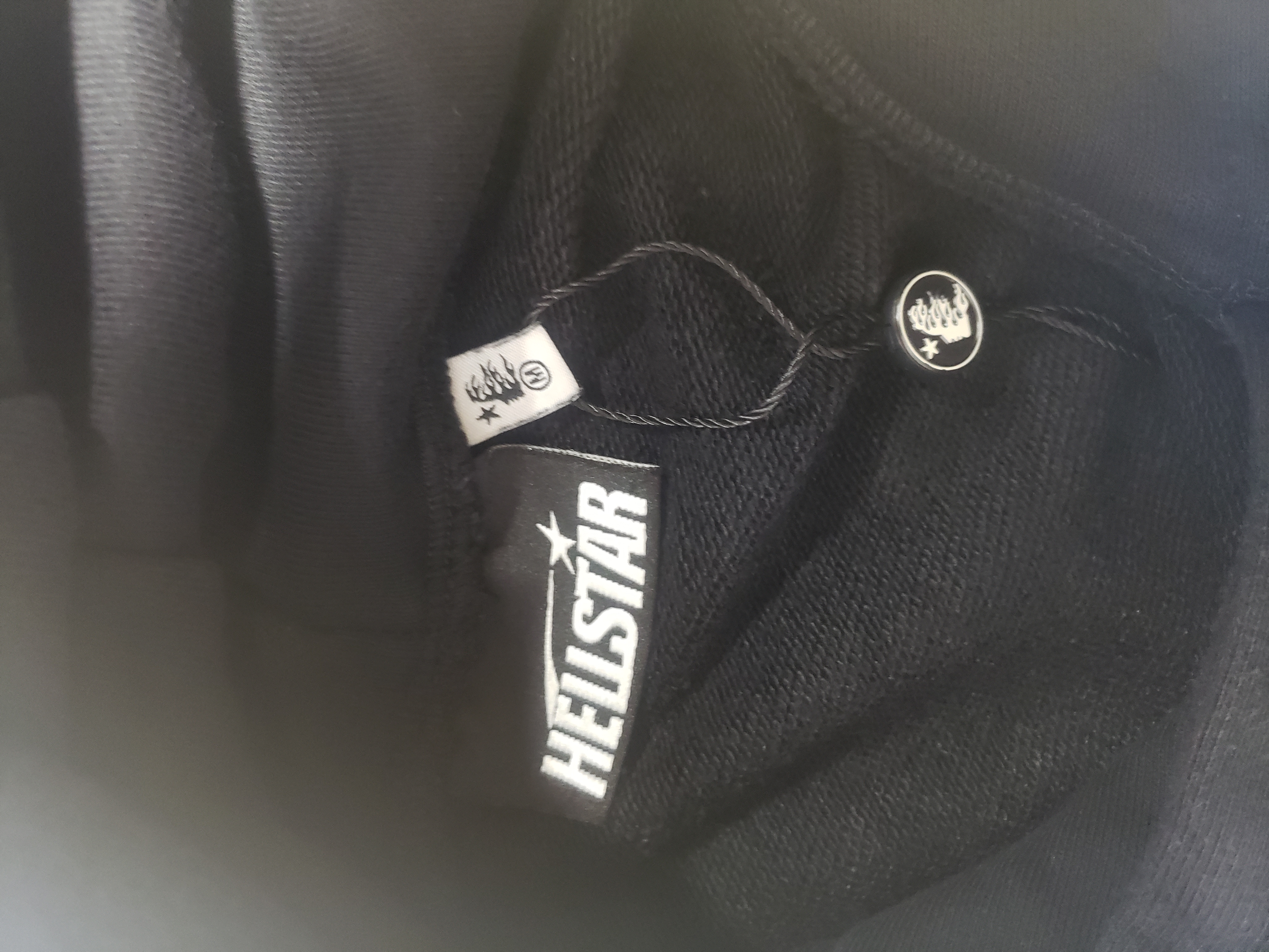 Hellstar Airbrushed Skull Hoodie Black CK24121904 review Stockxkicks 00