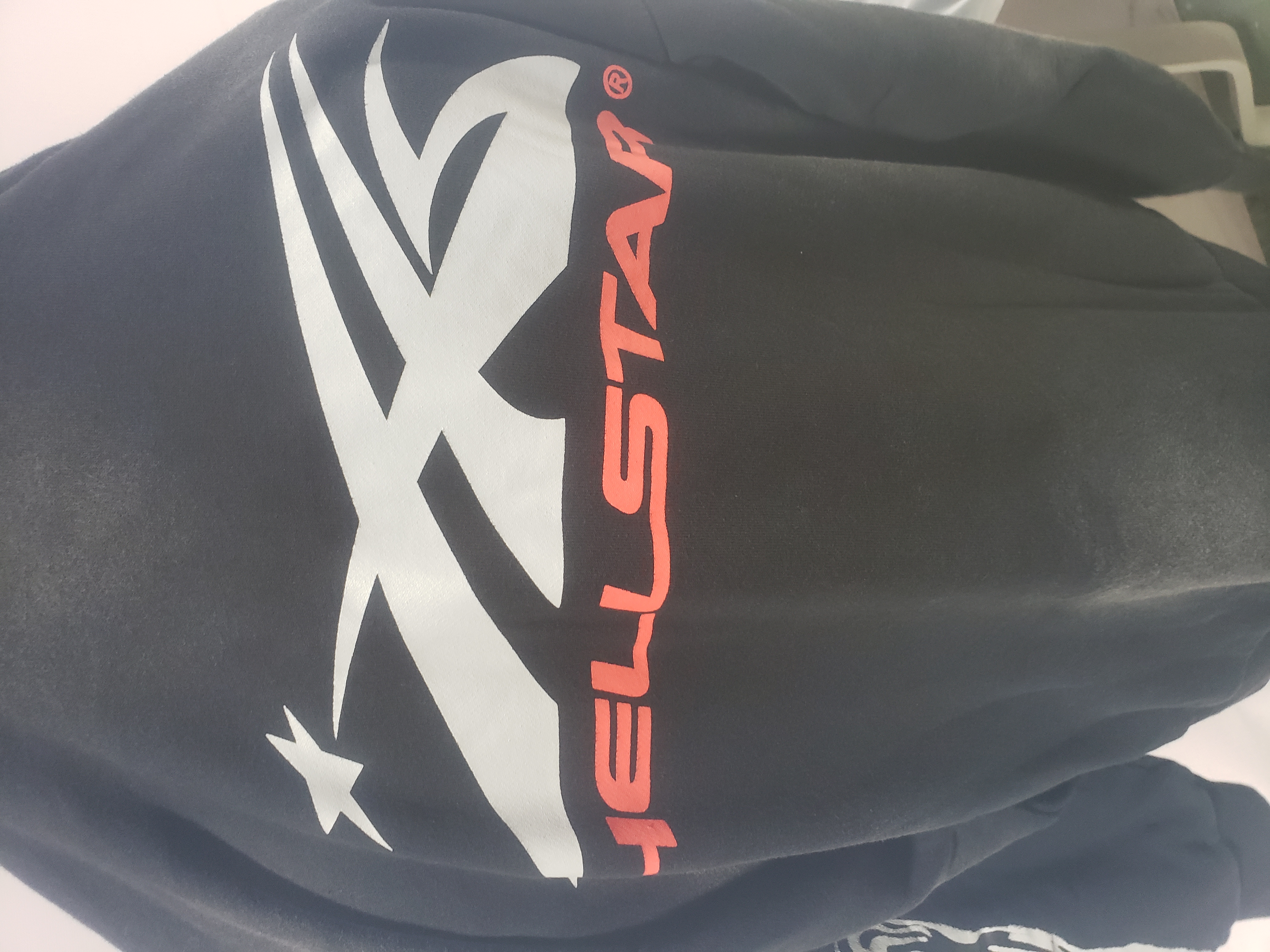 Hellstar Airbrushed Skull Hoodie Black CK24121904 review Stockxkicks 03