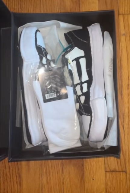 MIHARA YASUHIRO White And Black Bones NO.728 review Uis