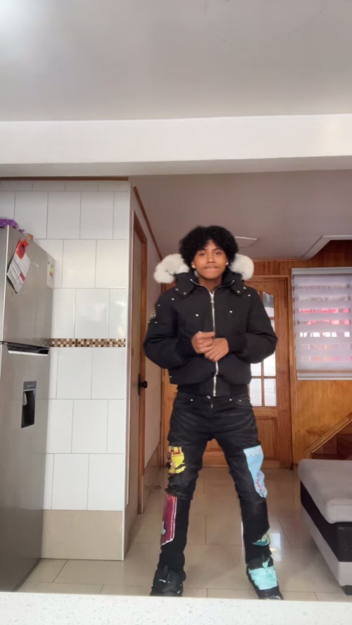 AMIRI Playboy Magazine Skinny JeanAged Black review adot