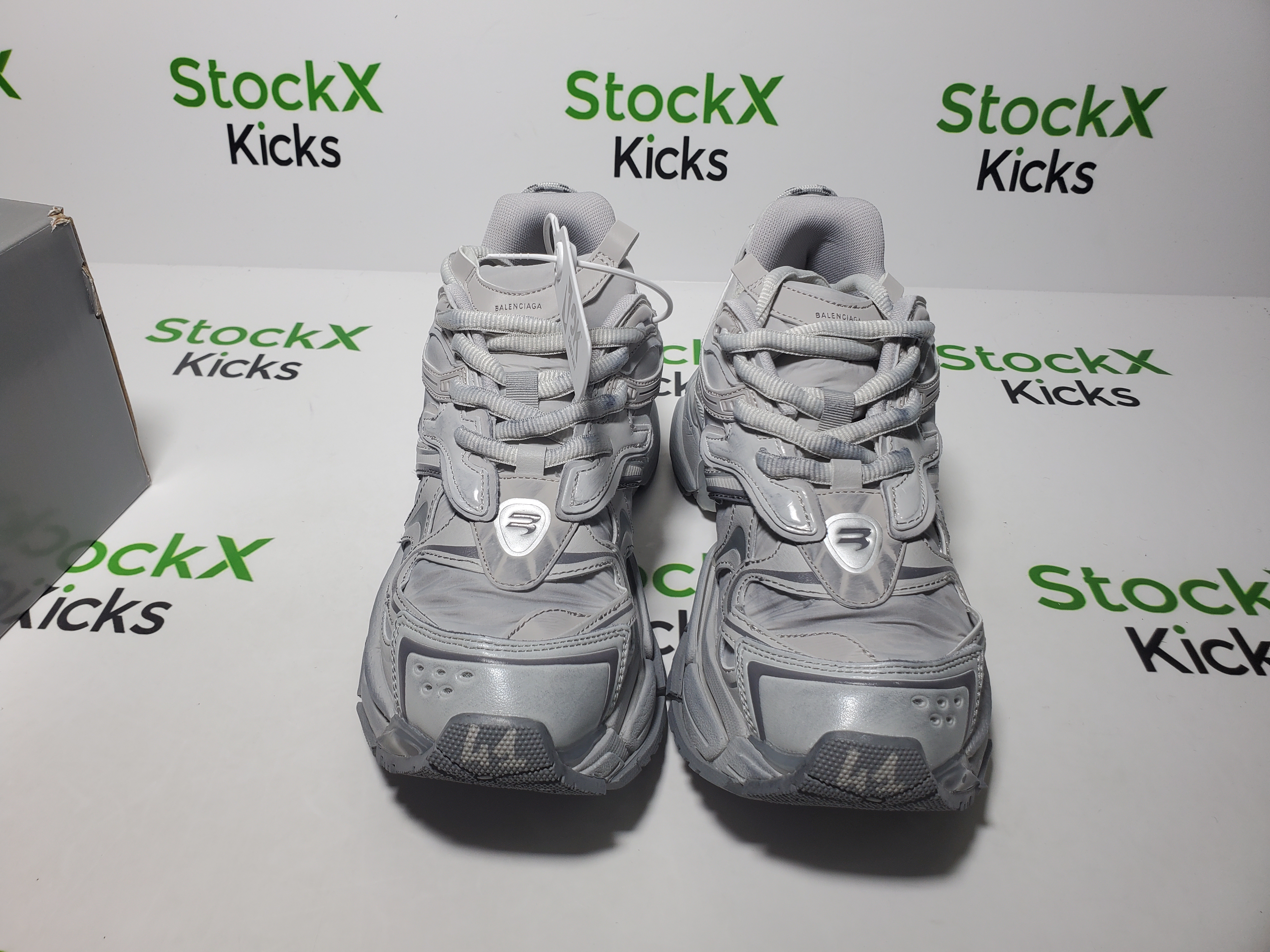 Balenciaga Runner 2.0 Grey Silver 779064 WRNNY 1180 review Stockxkicks 04