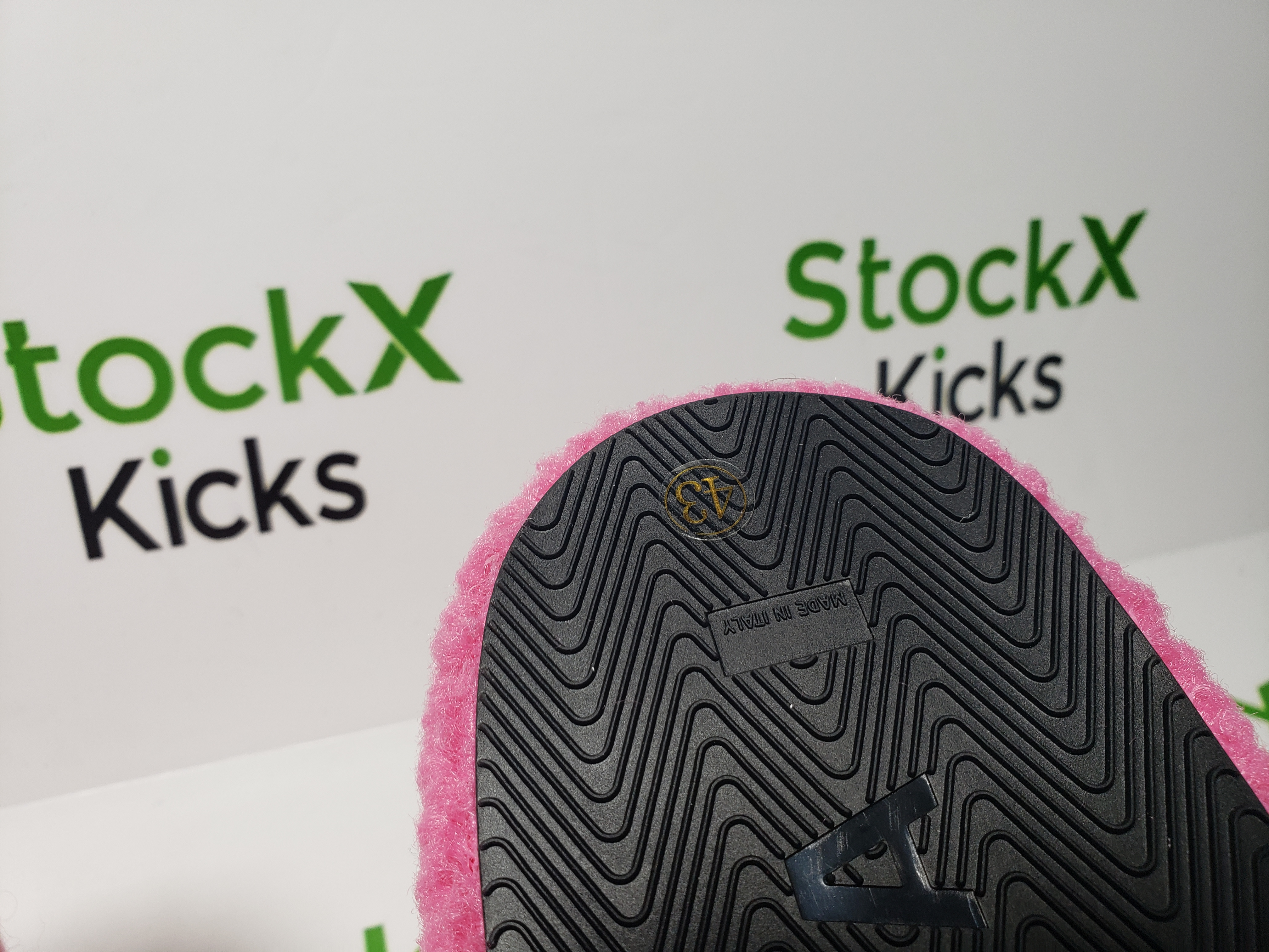 Balenciaga Furry Slide Pink CK 654261WBDZ05096（QC needs at least 5 days or more） review Stockxkicks 06