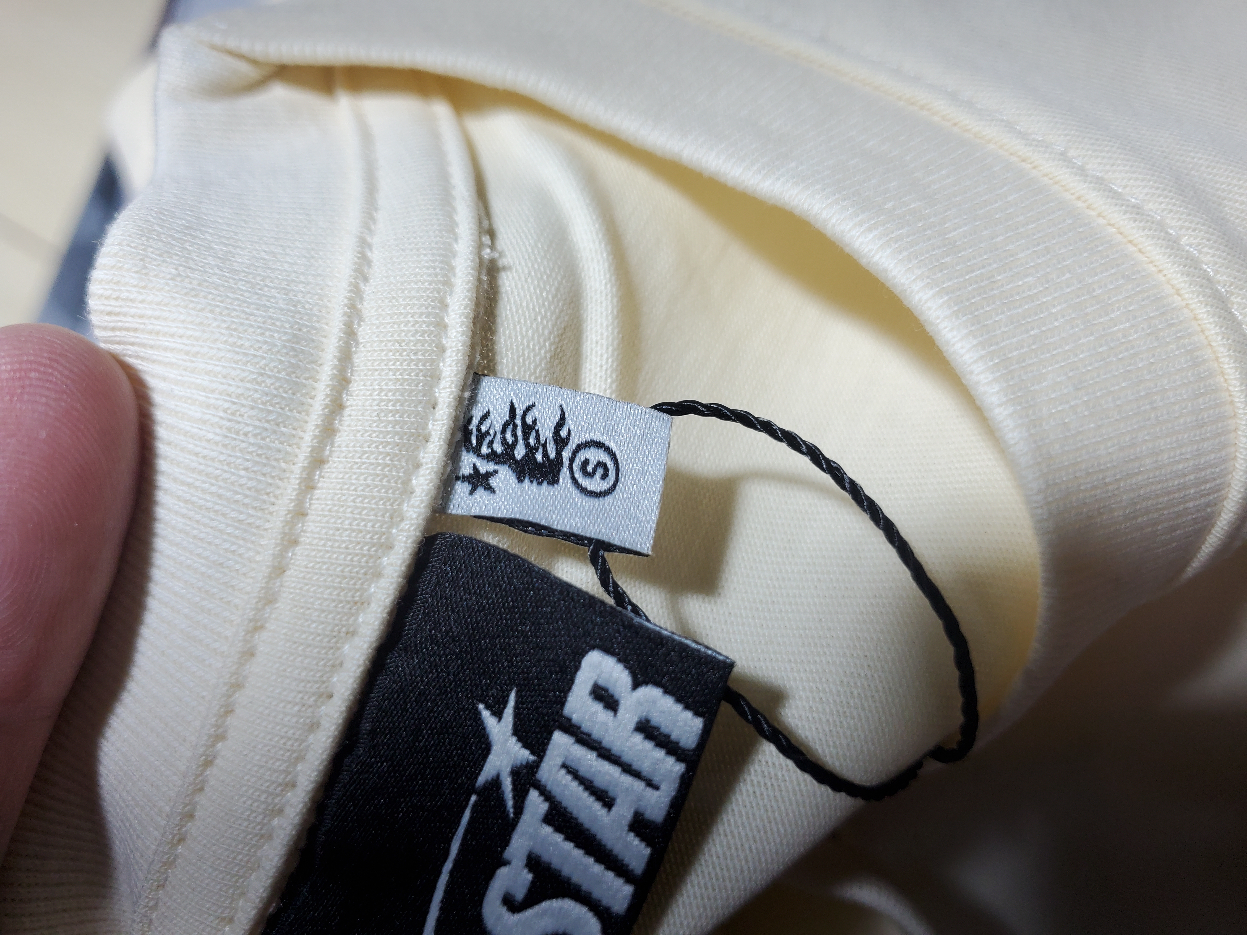 Hellstar Thorn Glitter T-Shirt White review Stockxkicks 05