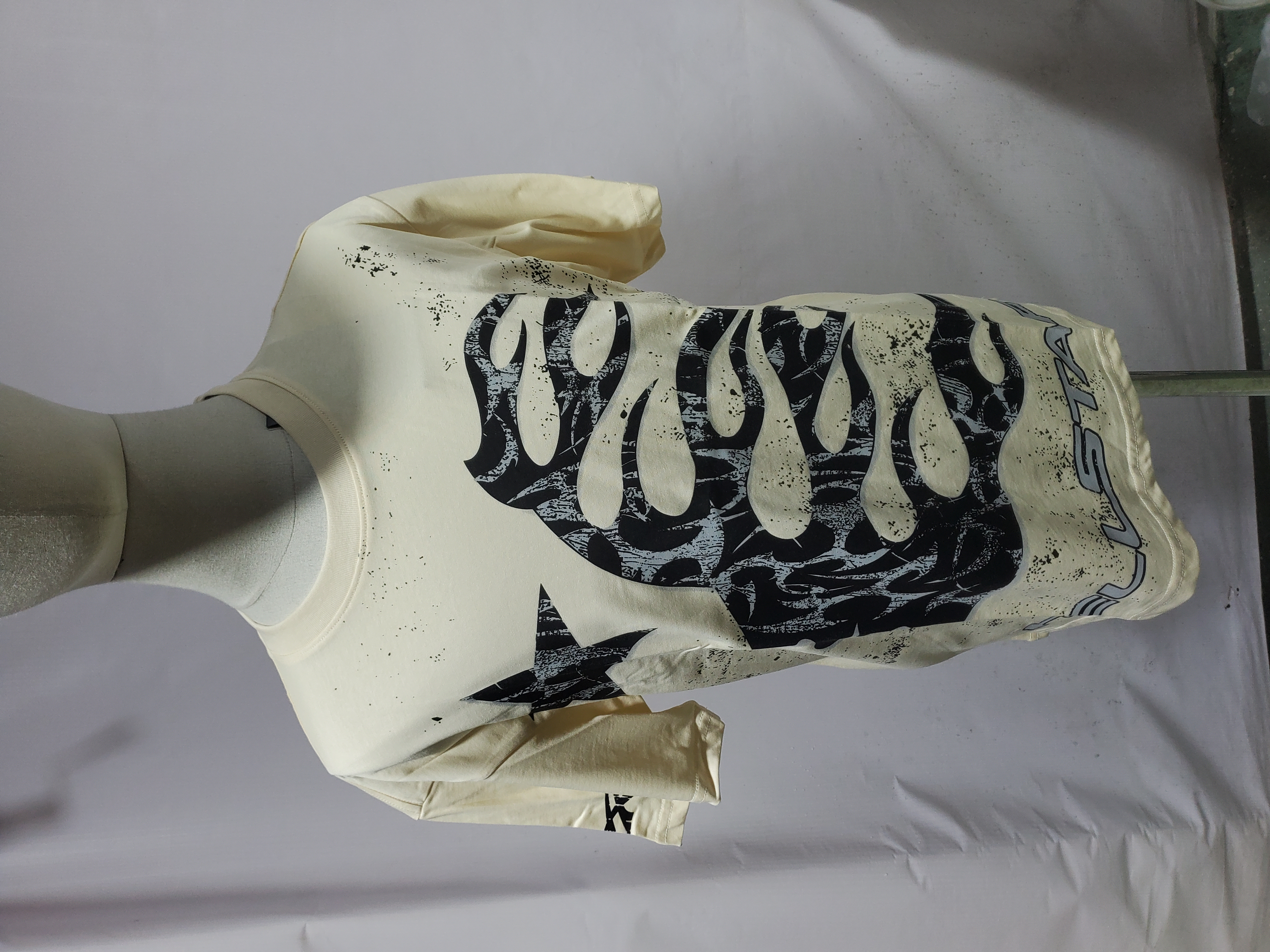 Hellstar Thorn Glitter T-Shirt White review Stockxkicks 00