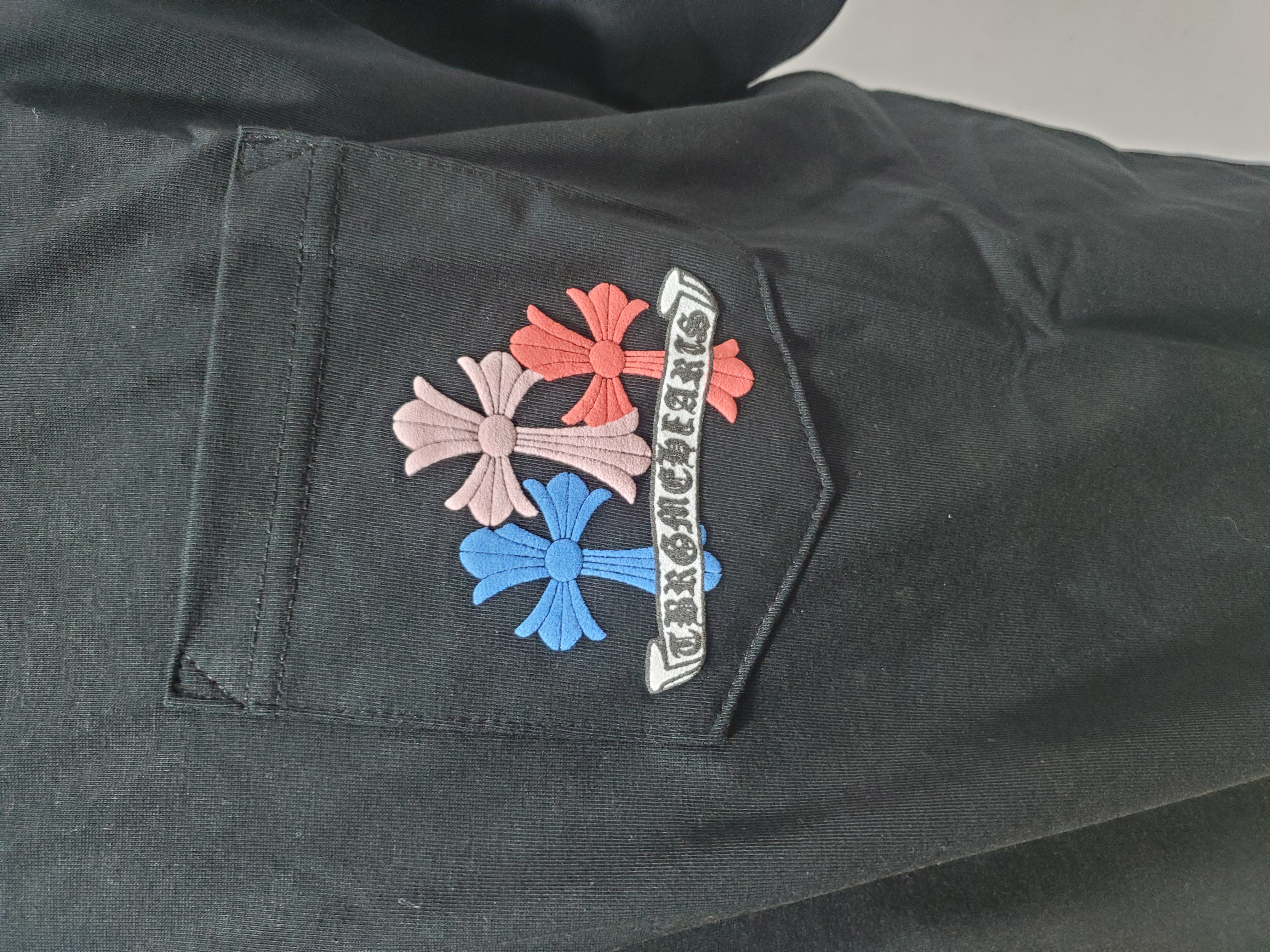 Chrome Hearts Multi Color Cross T-shirt Black/White review Stockxkicks 01