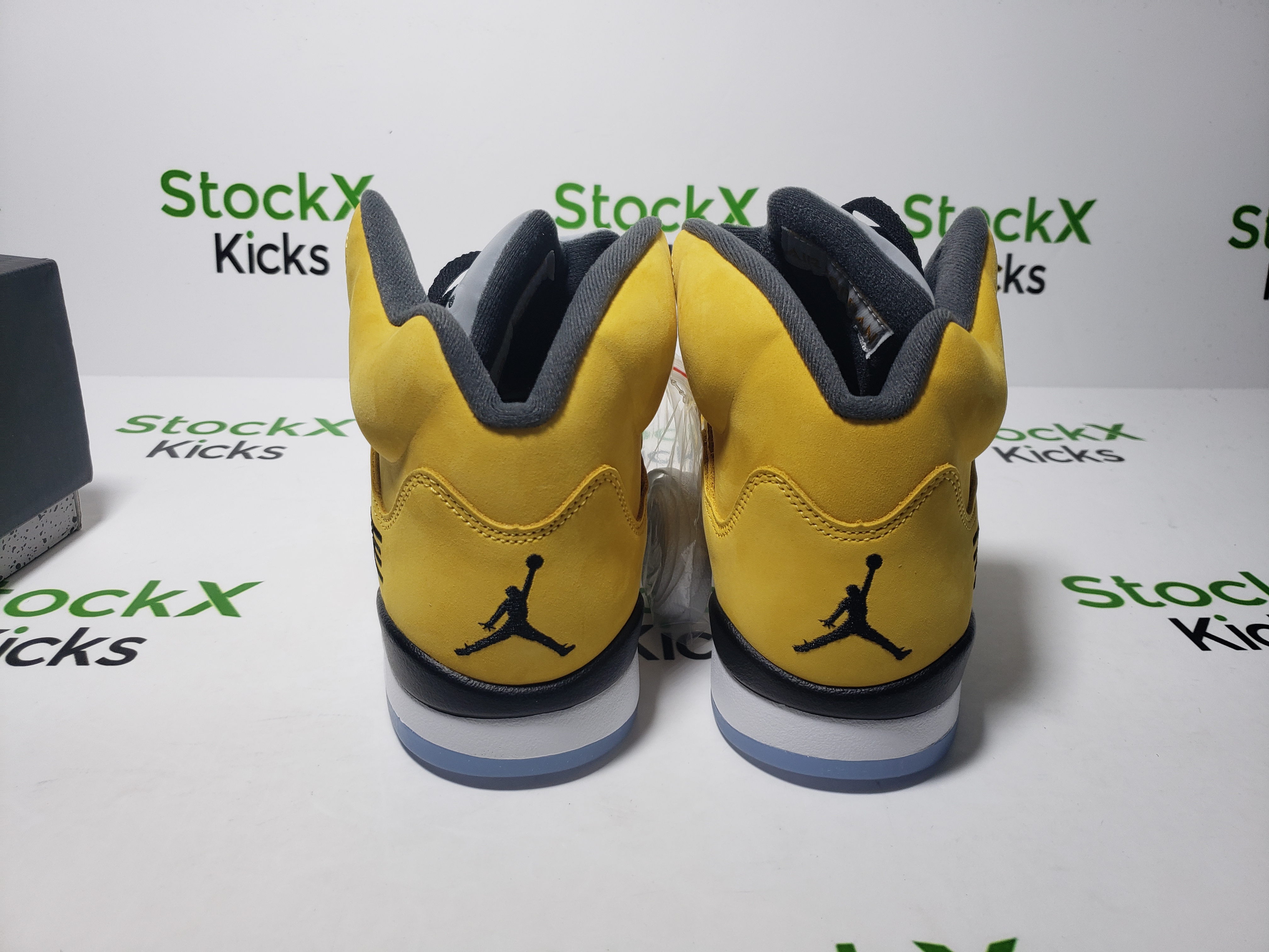 PK God Batch Air Jordan 5 Retro T23 'Tokyo' (2011) 454783-701 review Stockxkicks 03