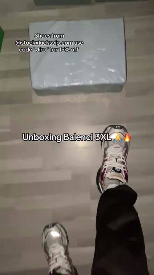 Balenciaga 3XL Sneaker White Multicolor 734734W3XL5 9645 review 