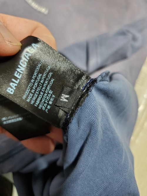 Balenciaga T-Shirt KT2395 review 