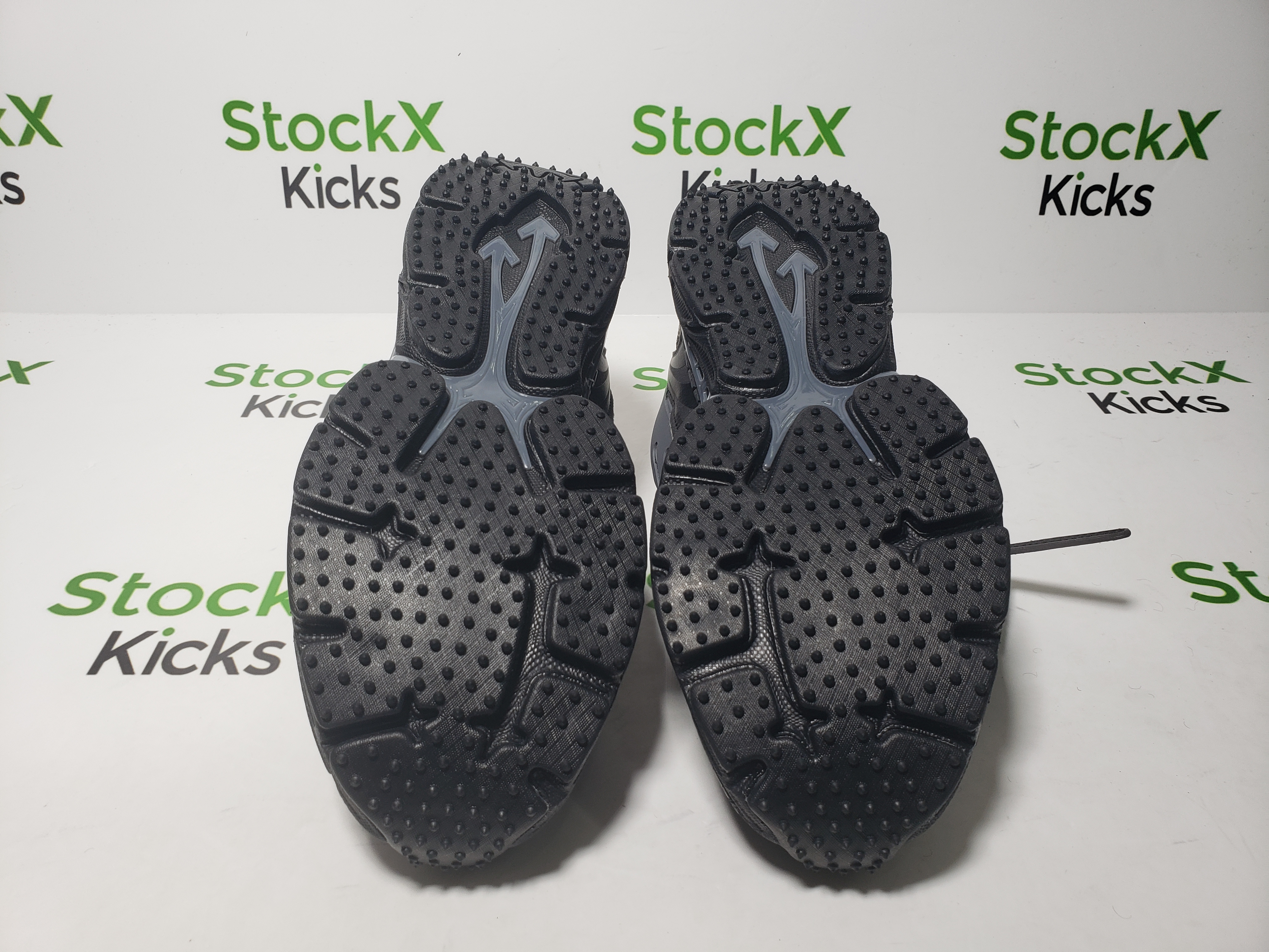 Off White Be Right Back Sneakers Black OMIA295C99 FAB00 11010 review Stockxkicks 05