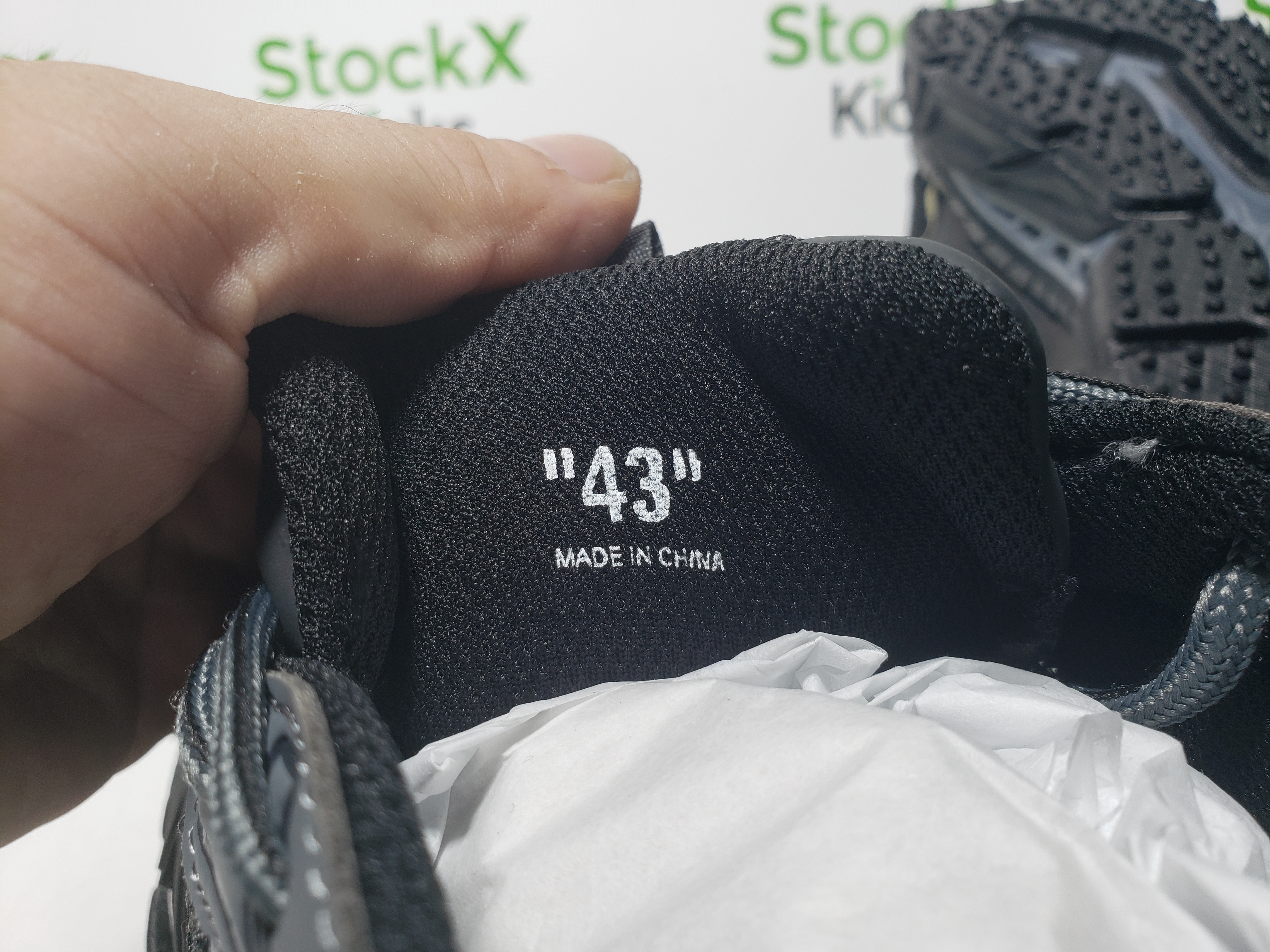 Off White Be Right Back Sneakers Black OMIA295C99 FAB00 11010 review Stockxkicks 06