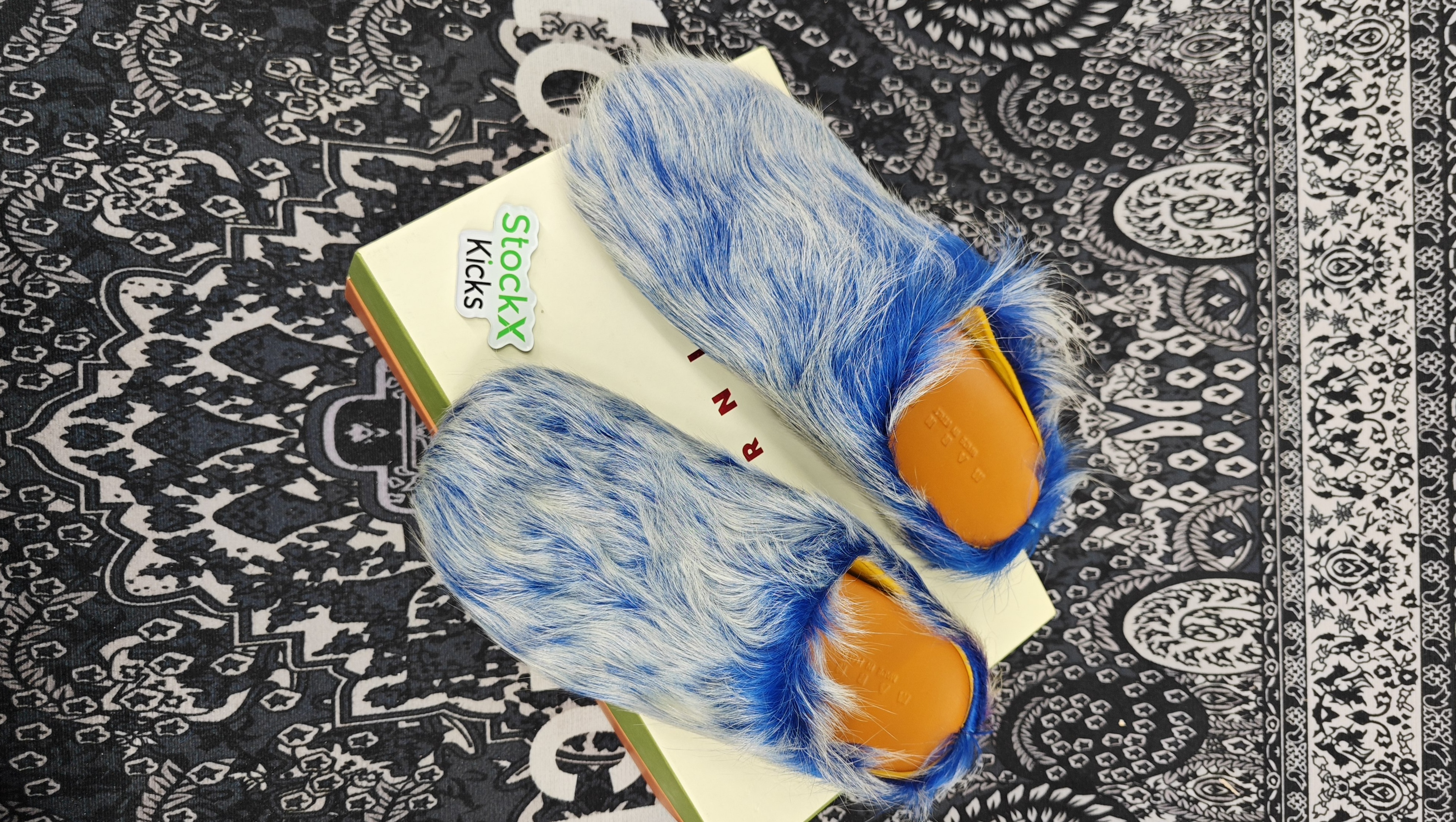 Marni Long-hair Calfskin Fussbett Tie Dye White Blue review Stockxkicks 05