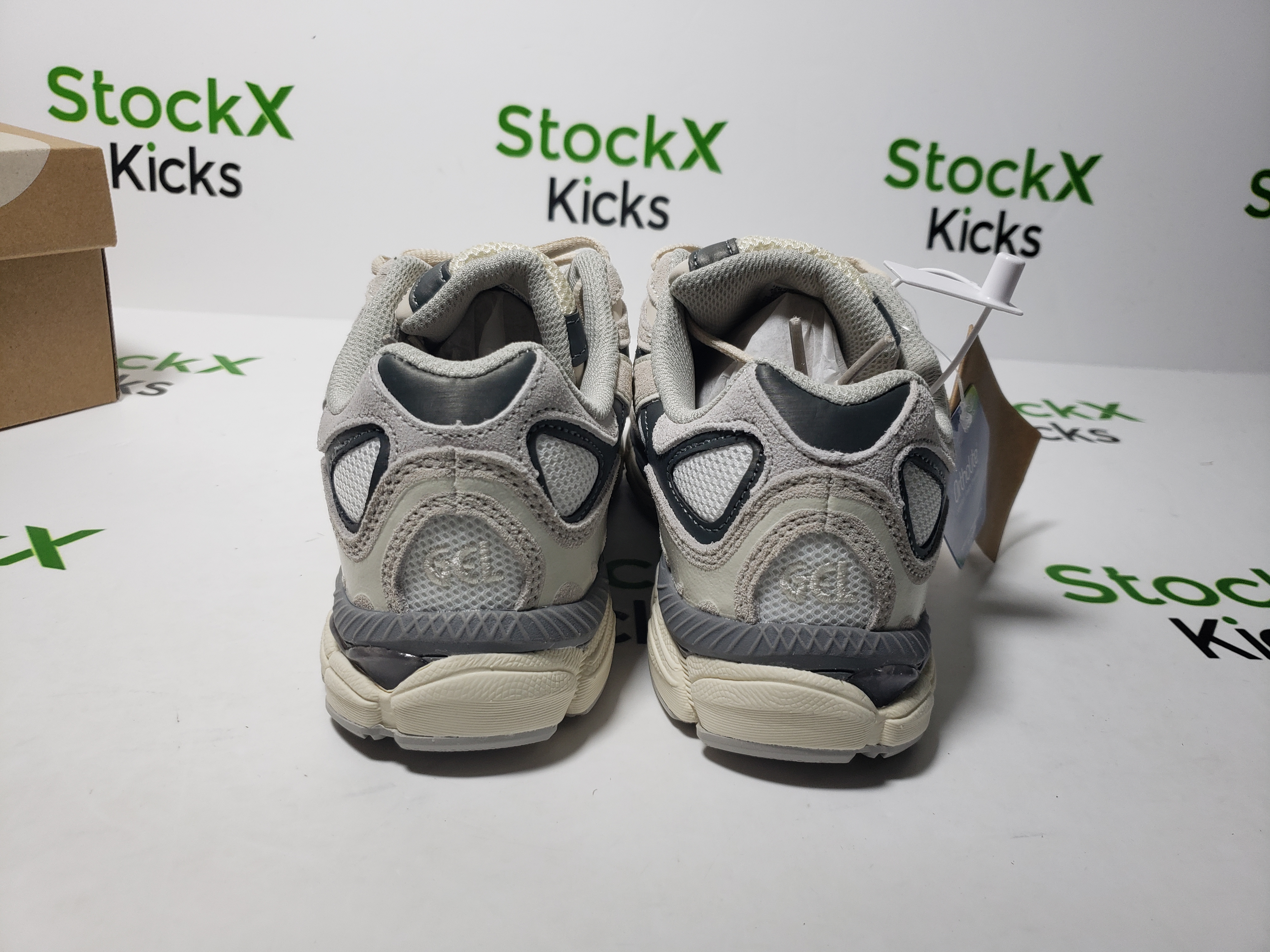 ASICS Gel-NYC Oyster Grey 1201A789-103 review Stockxkicks 03