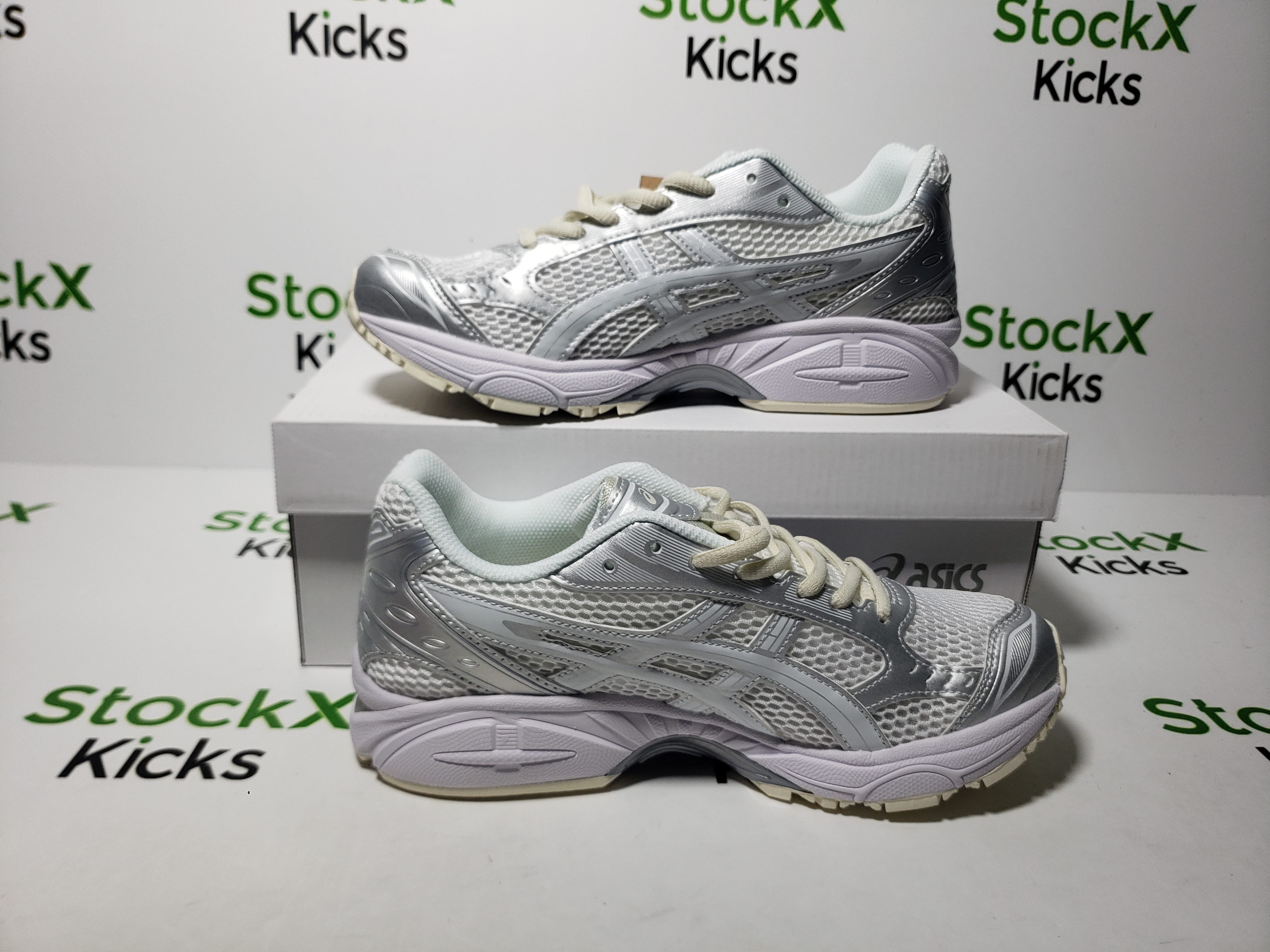 ASICS Gel-Kayano 14JJJJound Silver White 1201A457-100 review Stockxkicks 02