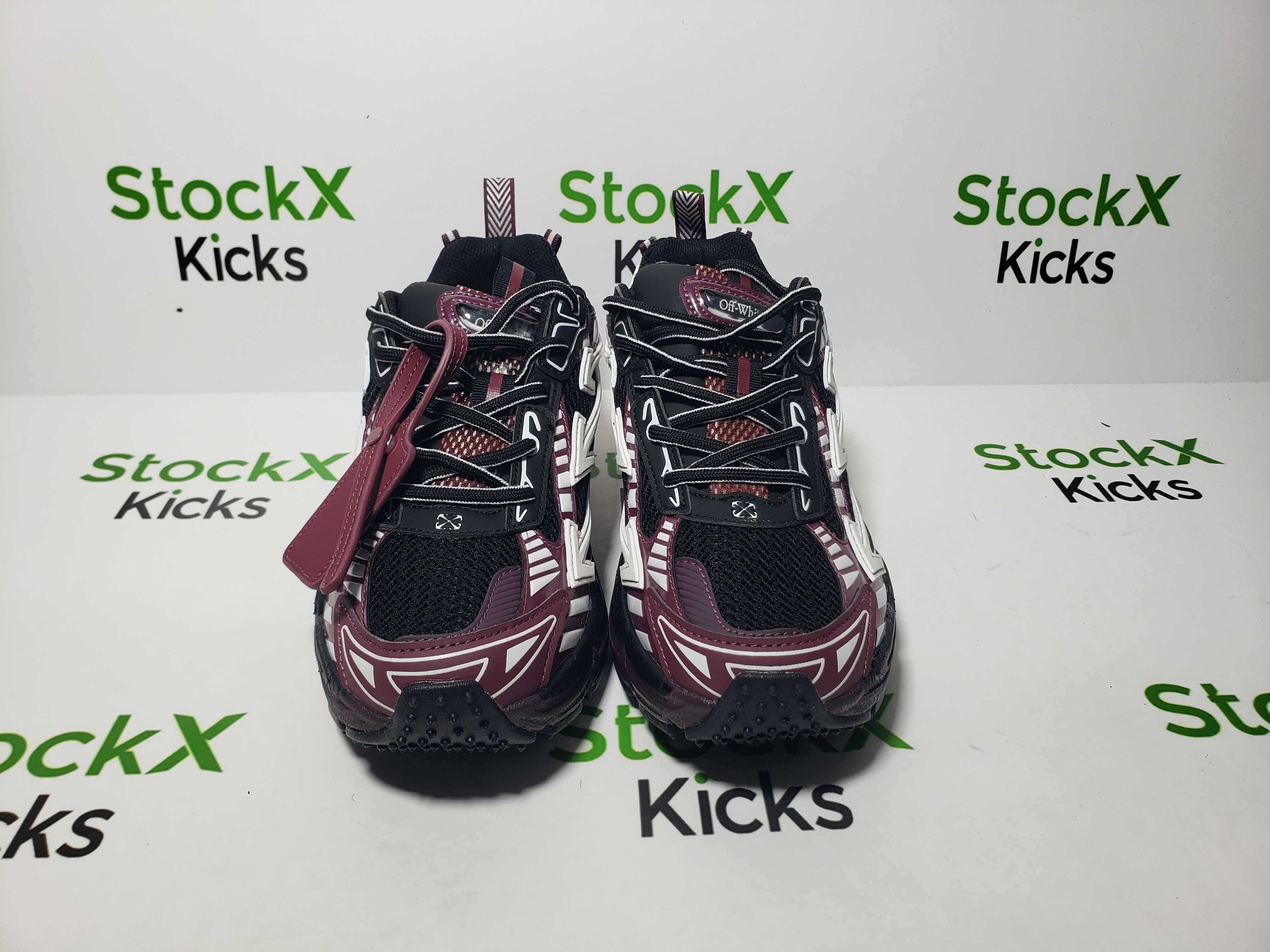 Off White Be Right Back Sneakers Black Purple Red OMIA295F24 FAB00 10012 review Stockxkicks 03