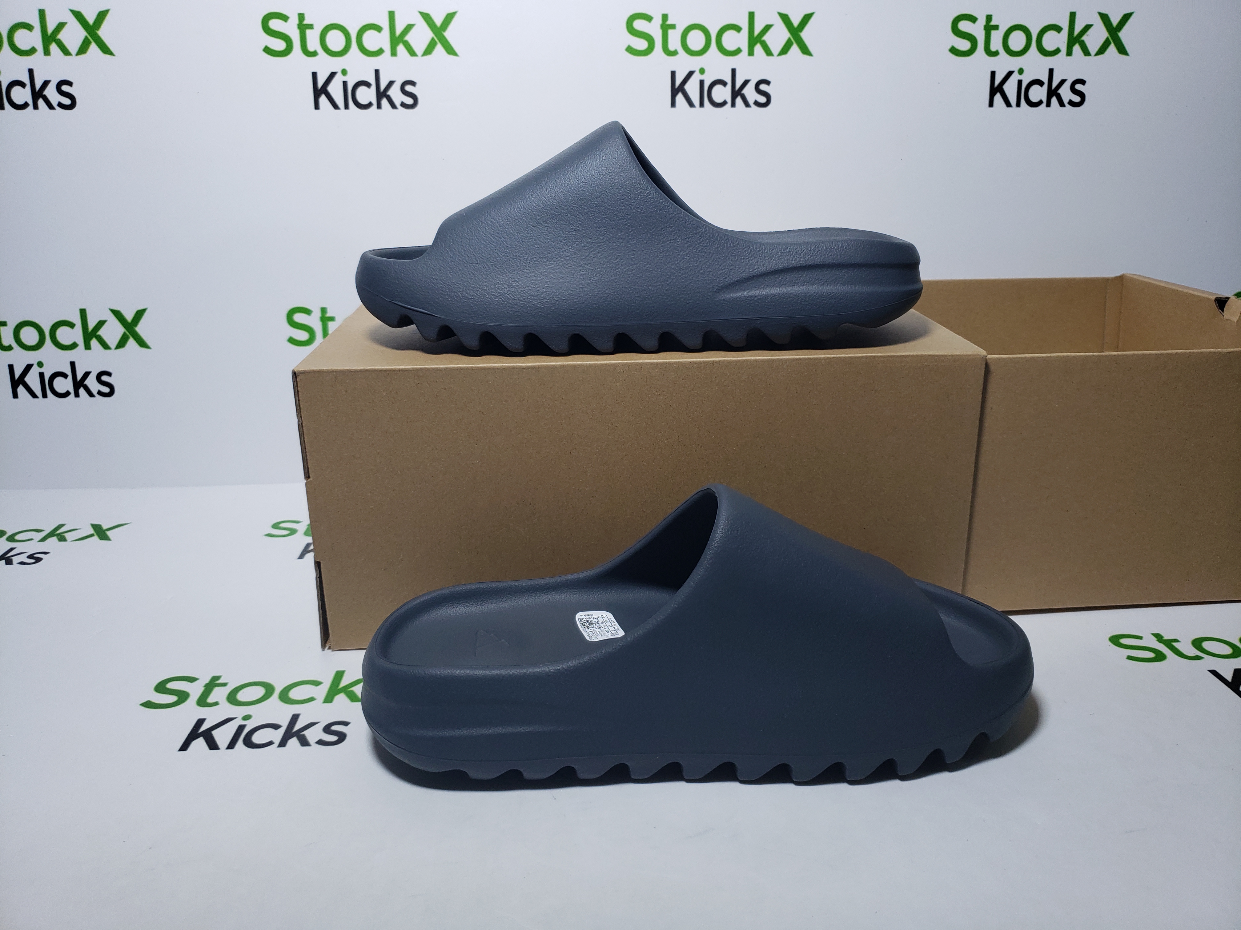 PK God Batch adidas Yeezy Slide Slate Grey ID2350 review Stockxkicks 02