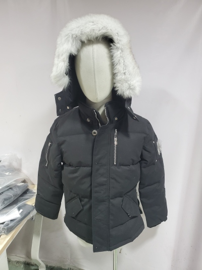 Moose Knuckles 3Q Puffer Down Jacket White/Black/Blue/Red YZ040810 review Stockxkicks 01