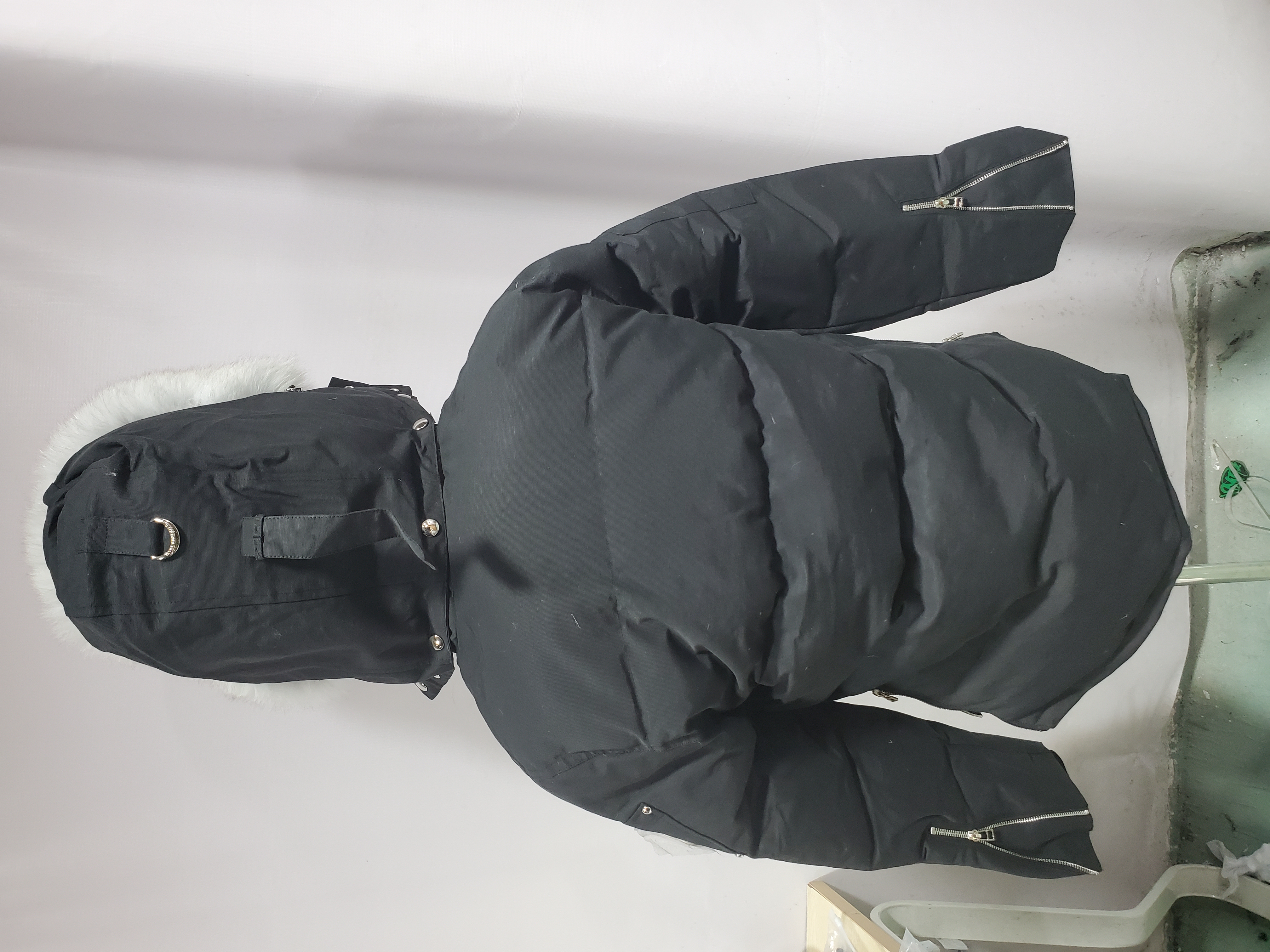 Moose Knuckles 3Q Puffer Down Jacket White/Black/Blue/Red YZ040810 review Stockxkicks 04