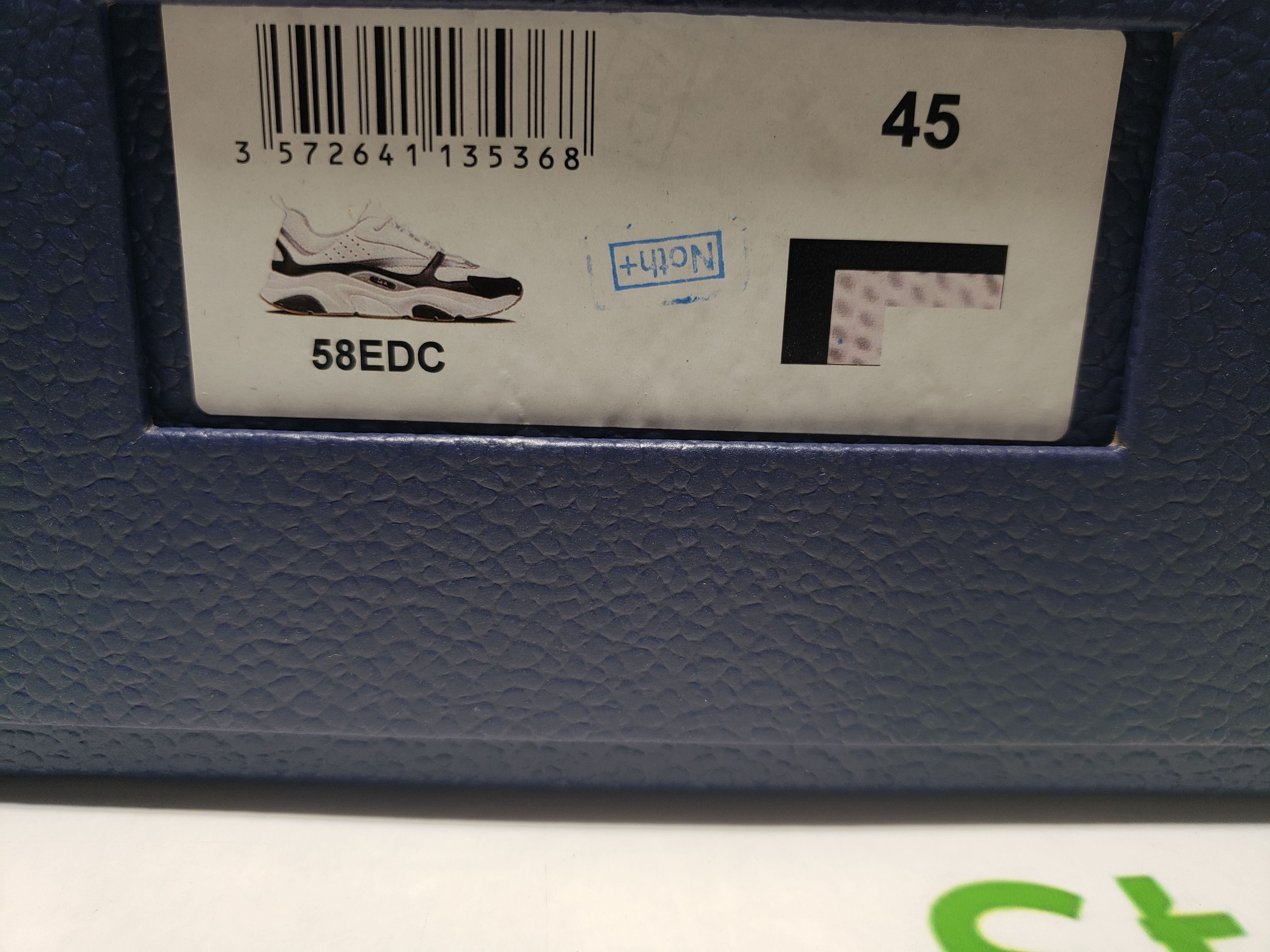 Dior B22 Sneaker White Black CK240810 review Stockxkicks 00