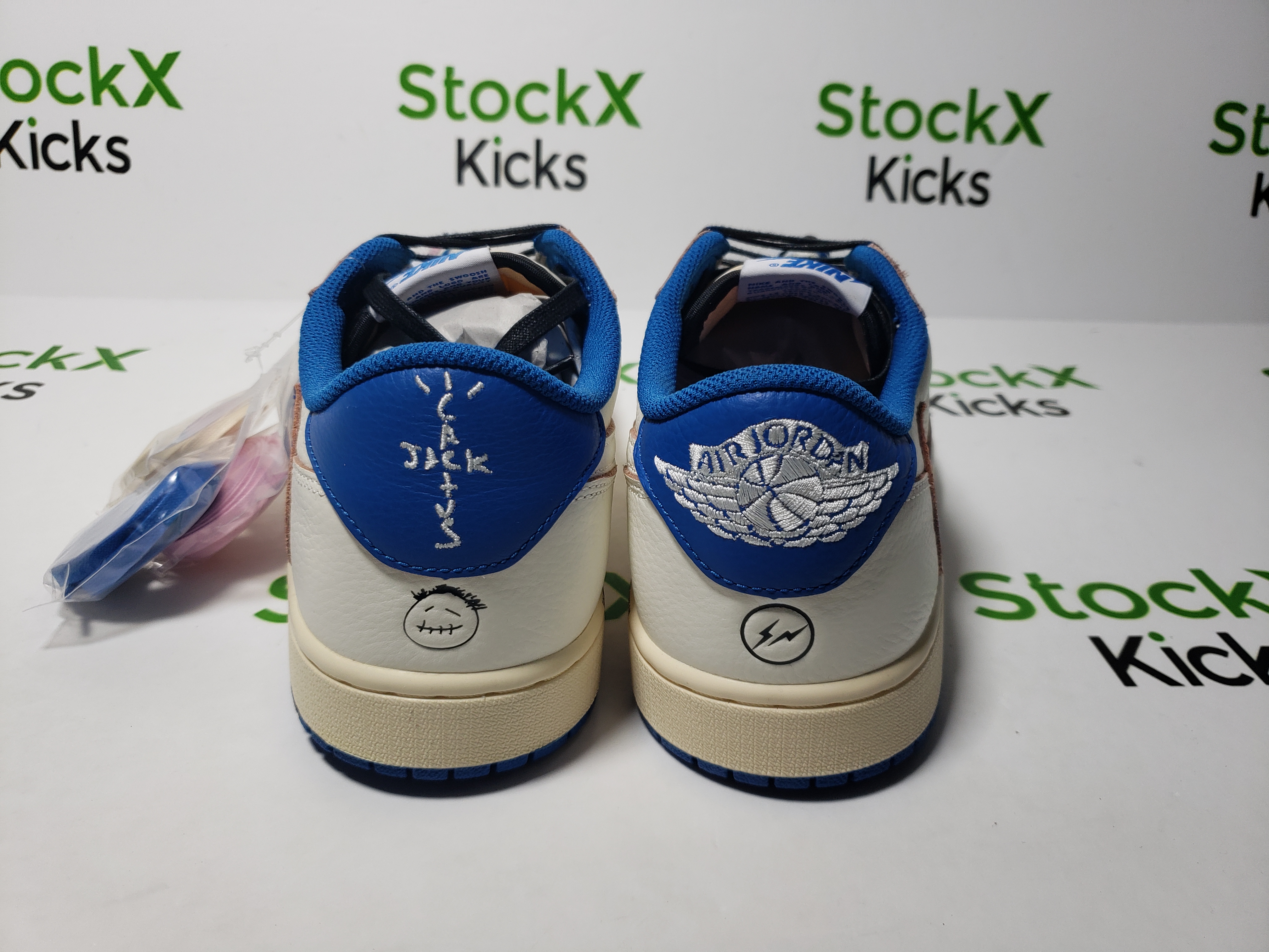PK God Batch Air Jordan 1 Retro Low OG SP Fragment x Travis Scott Sail Military Blue DM7866-104 review Stockxkicks 04