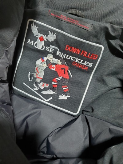 Moose Knuckles Original Ballistic Bomber Jacket Black/White（NFC）YZ241223 review Stockxkicks 01