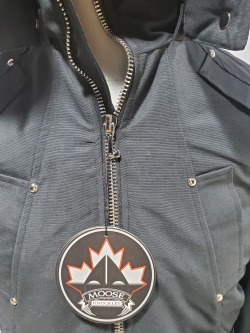 Moose Knuckles Original Ballistic Bomber Jacket Black/White（NFC）YZ241223 review Stockxkicks 04